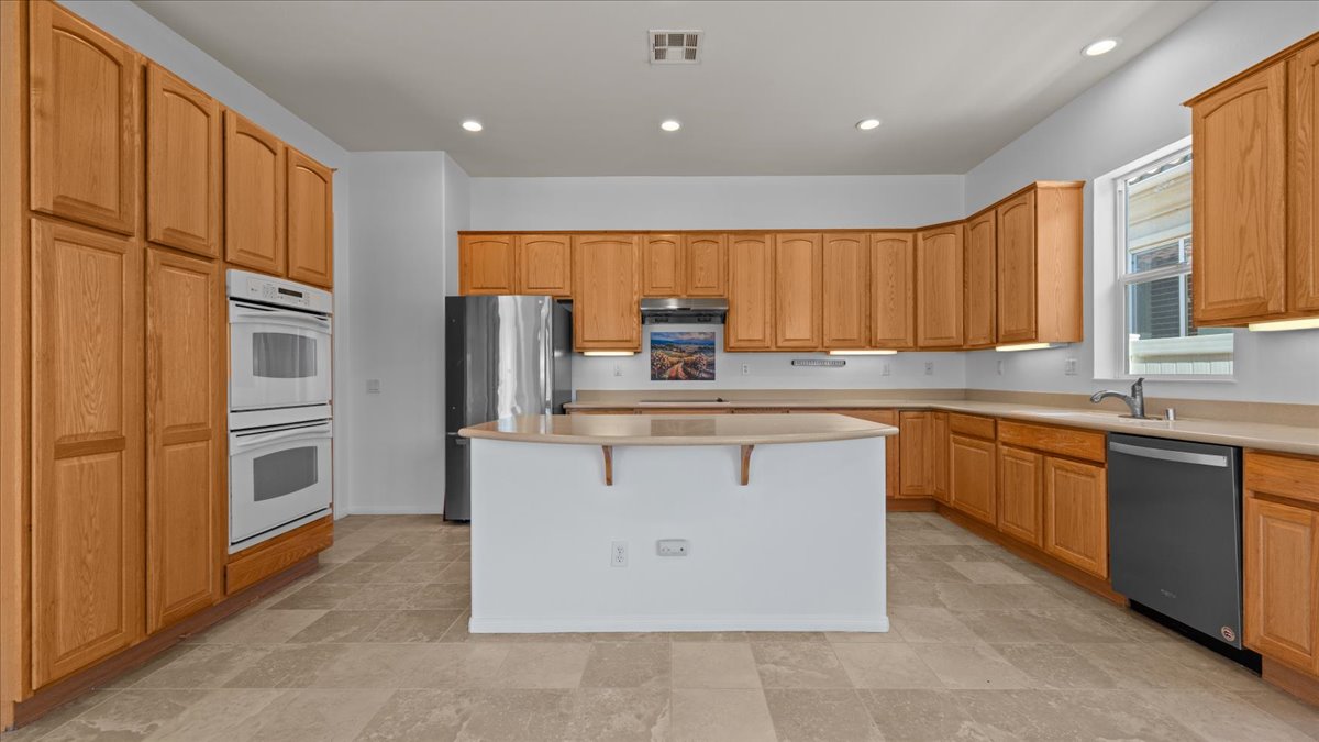 Beaumont, California, 92223, United States, 2 Bedrooms Bedrooms, ,3 BathroomsBathrooms,Residential,For Sale,1931673