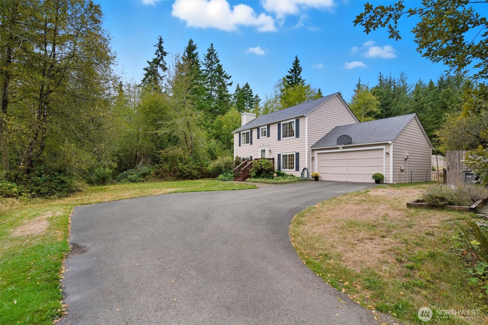 Port Orchard, Washington, 98367, United States, 3 Bedrooms Bedrooms, ,2 BathroomsBathrooms,Residential,For Sale,1954676