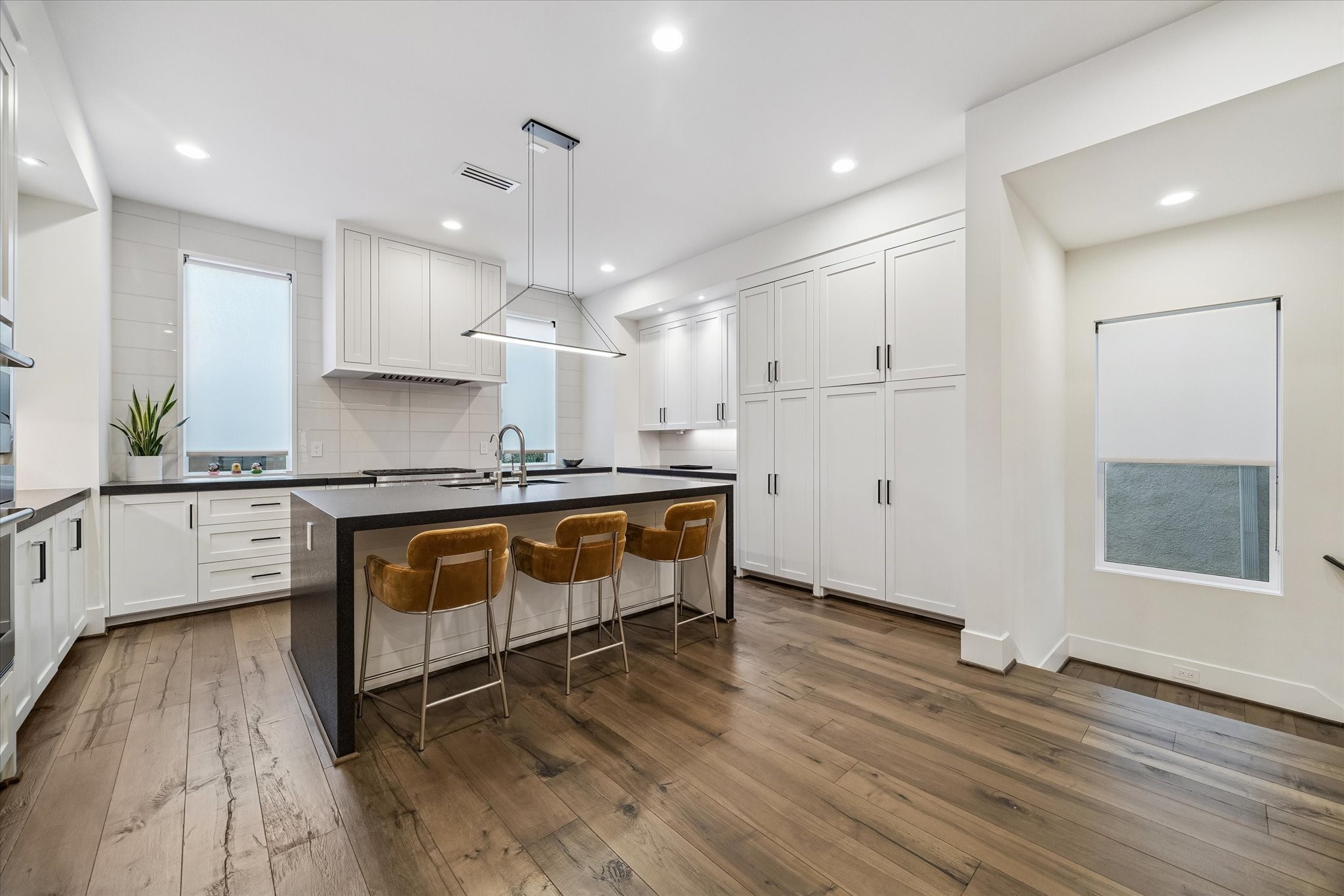  207 Birdsall Street - 物件實景