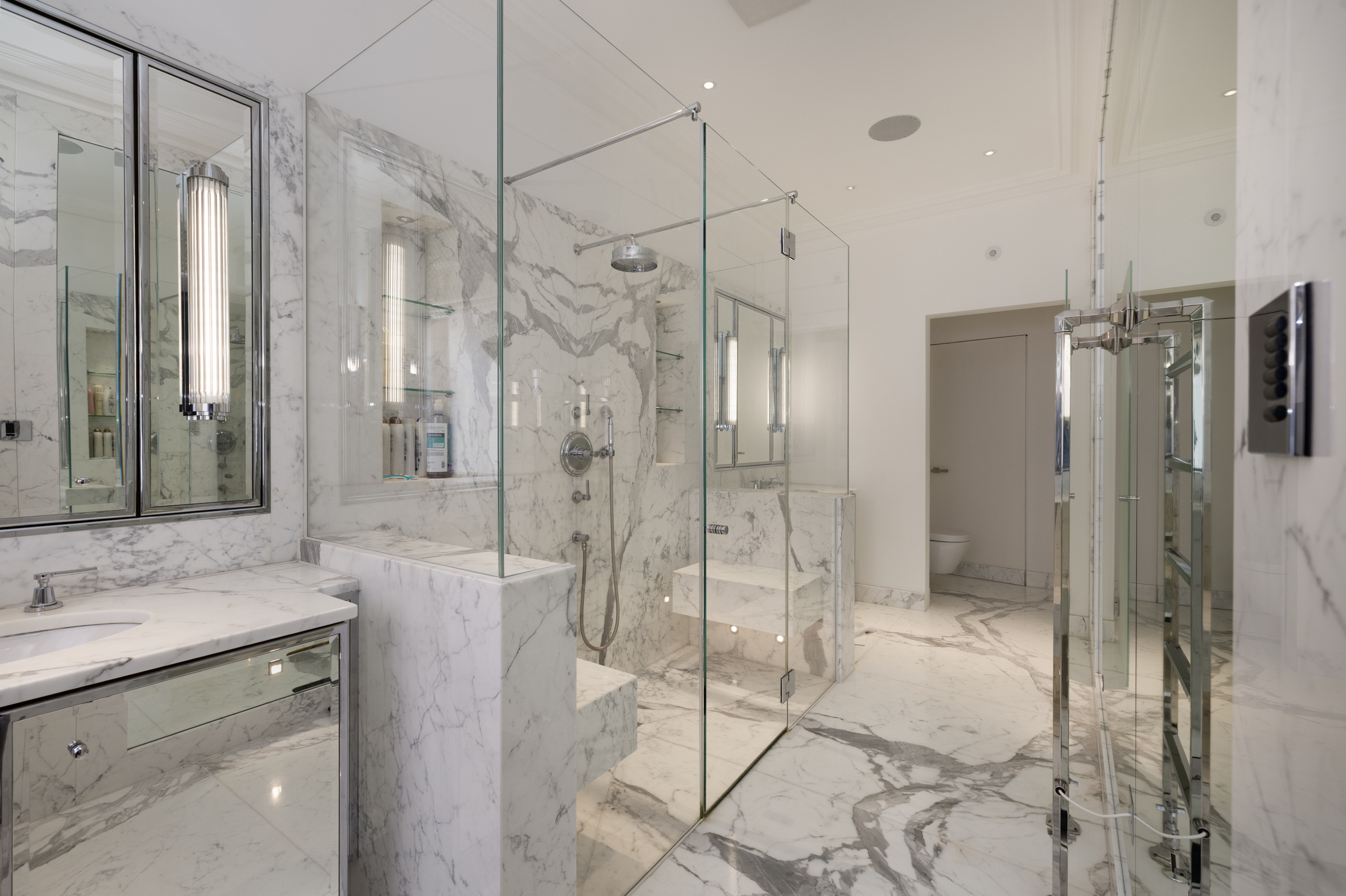  A Magnificent Duplex Residence in Bramham Gardens - 物件實景