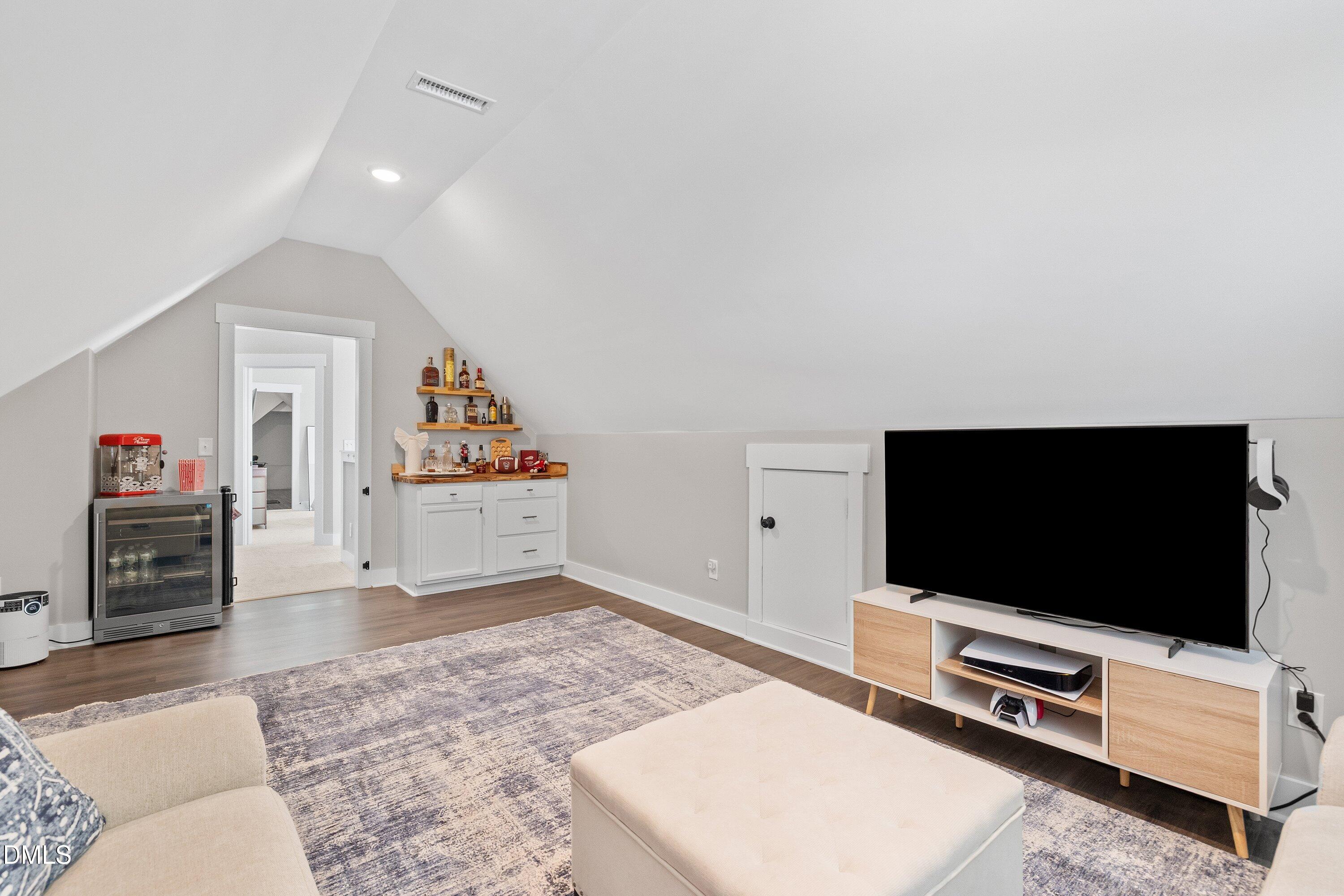 Youngsville, North Carolina, 27596, United States, 3 Bedrooms Bedrooms, ,3 BathroomsBathrooms,Residential,For Sale,1977975