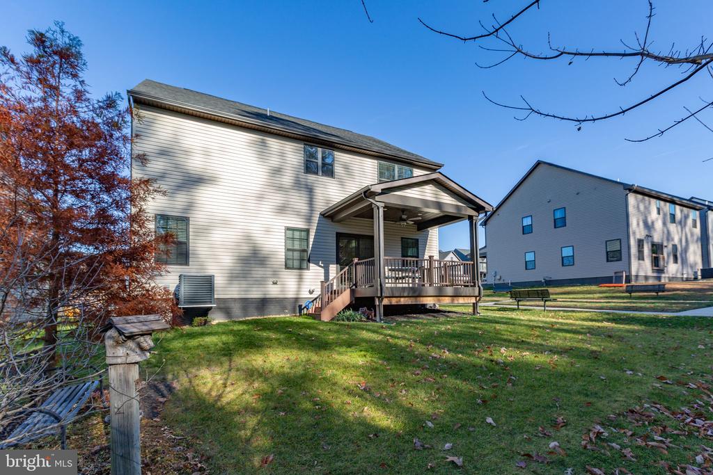 Fredericksburg, Virginia, 22401, United States, 4 Bedrooms Bedrooms, ,4 BathroomsBathrooms,Residential,For Sale,1999517