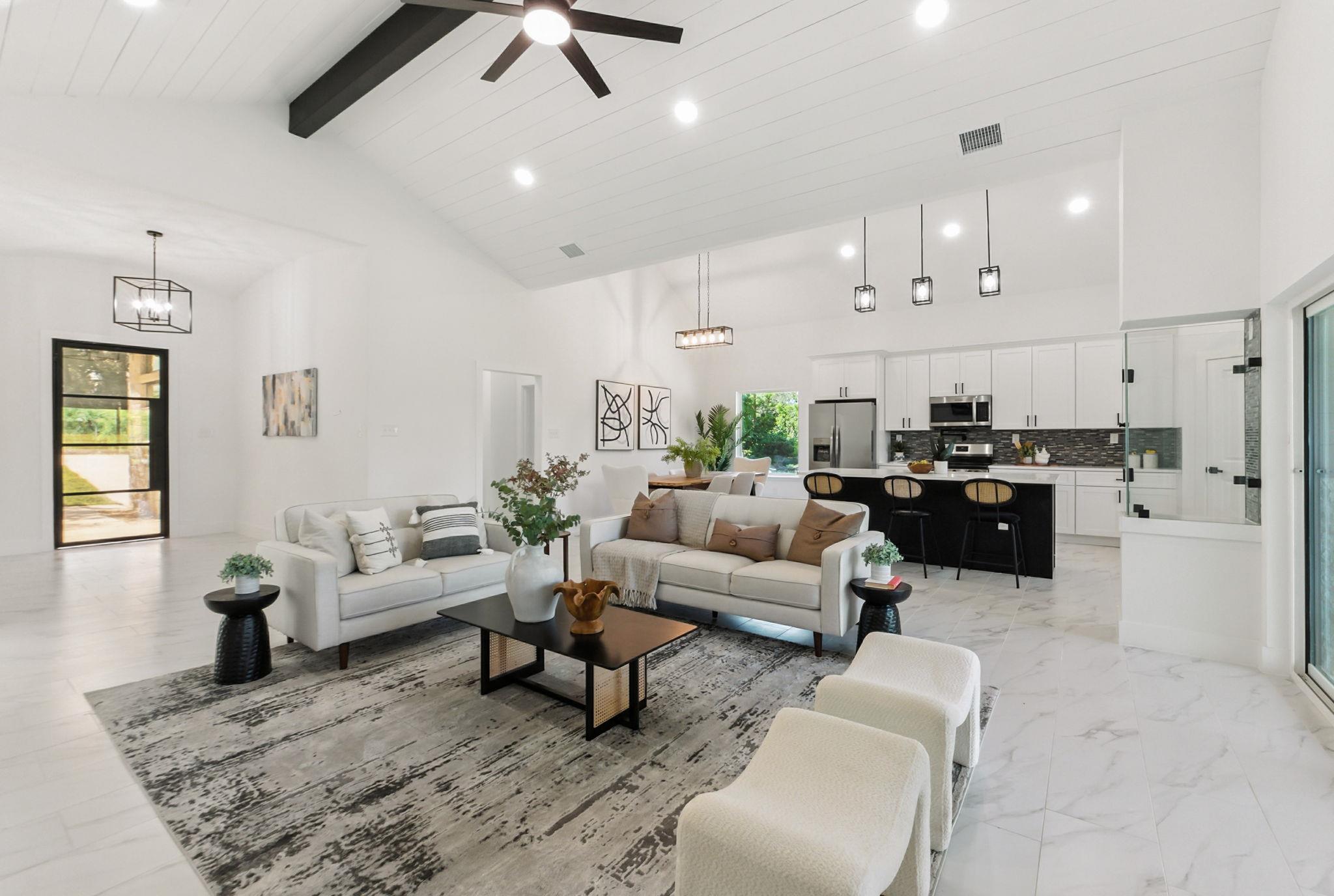 Spicewood, Texas, 78669, United States, 3 Bedrooms Bedrooms, ,4 BathroomsBathrooms,Residential,For Sale,1977175