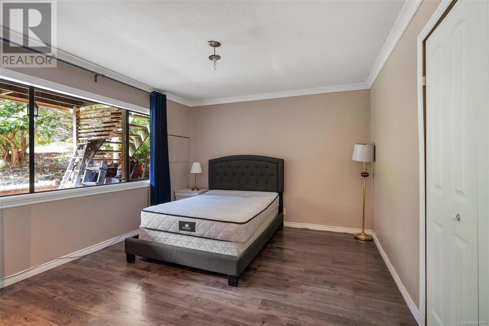 SAANICH, British Columbia, V8Y 1A9, CA, 4 Bedrooms Bedrooms, ,3 BathroomsBathrooms,Residential,For Sale,1901029
