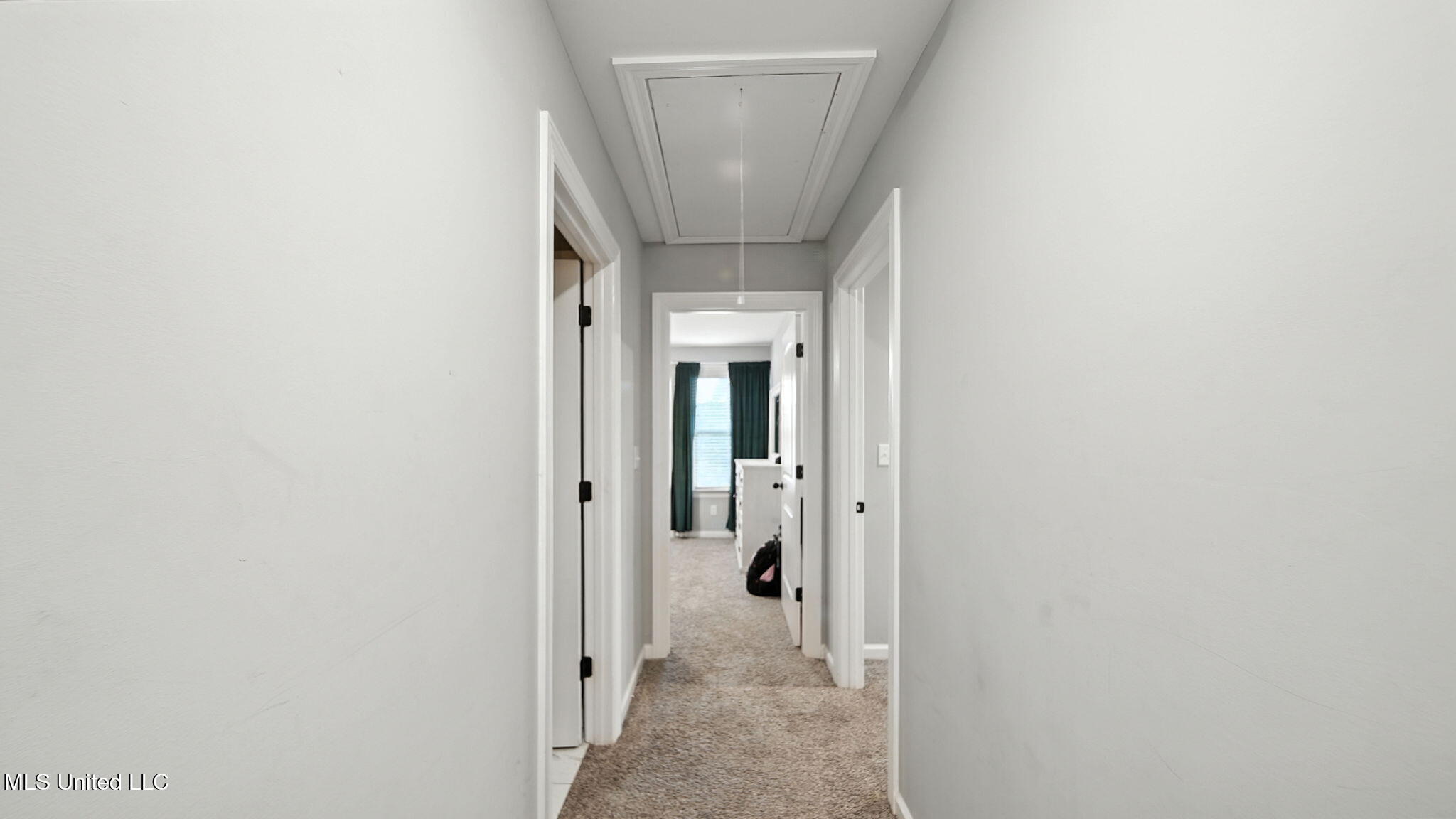 Hernando, Mississippi, 38632, United States, 4 Bedrooms Bedrooms, ,3 BathroomsBathrooms,Residential,For Sale,1978429