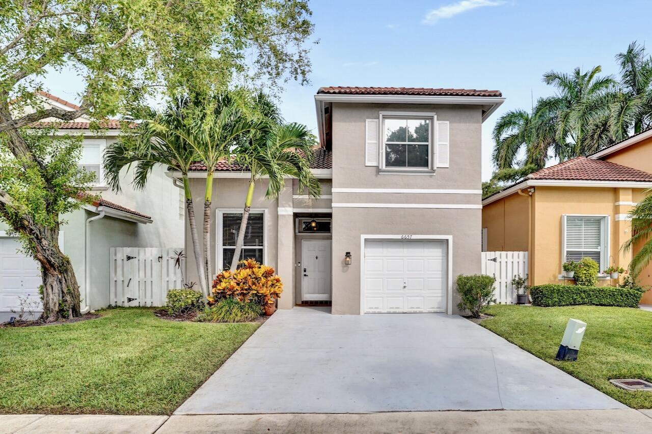 Lake Worth, Florida, 33463, United States, 3 Bedrooms Bedrooms, ,3 BathroomsBathrooms,Residential,For Sale,1940163