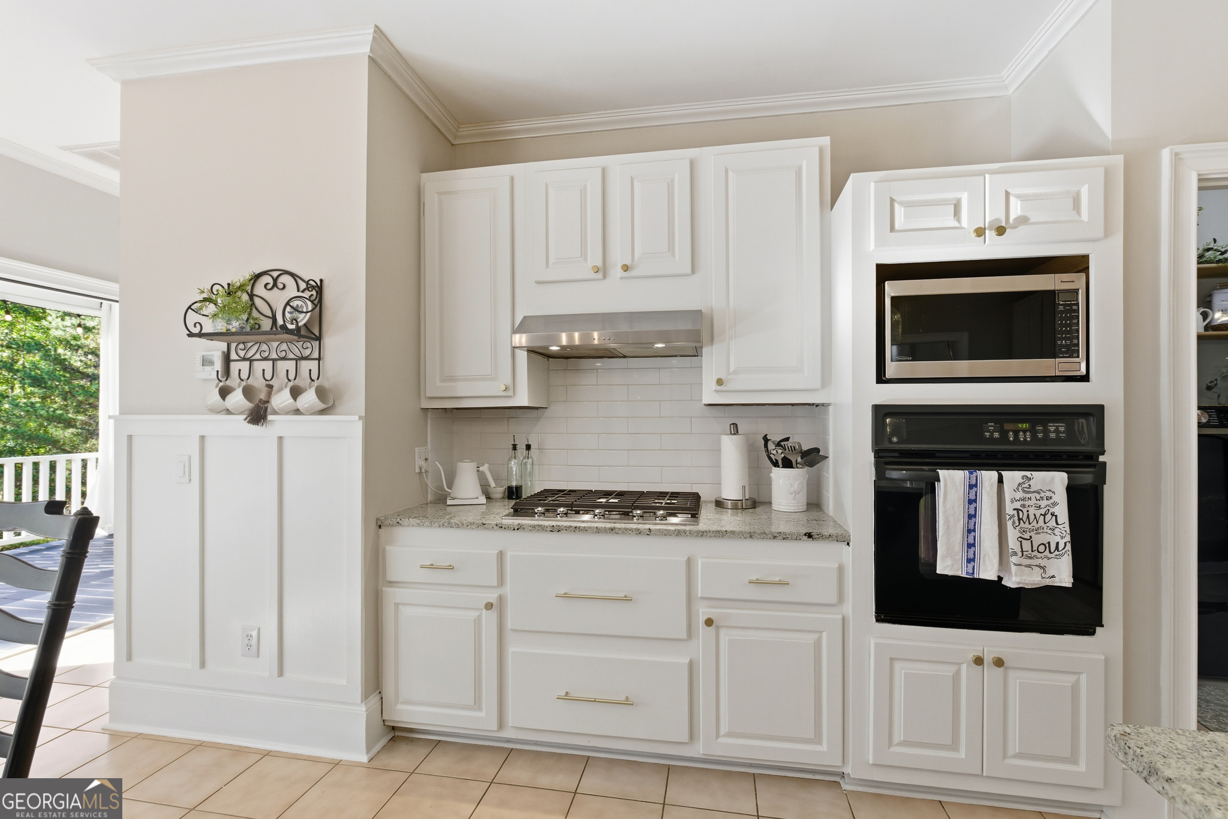 Clarkesville, Georgia, 30523, United States, 4 Bedrooms Bedrooms, ,4 BathroomsBathrooms,Residential,For Sale,1975876