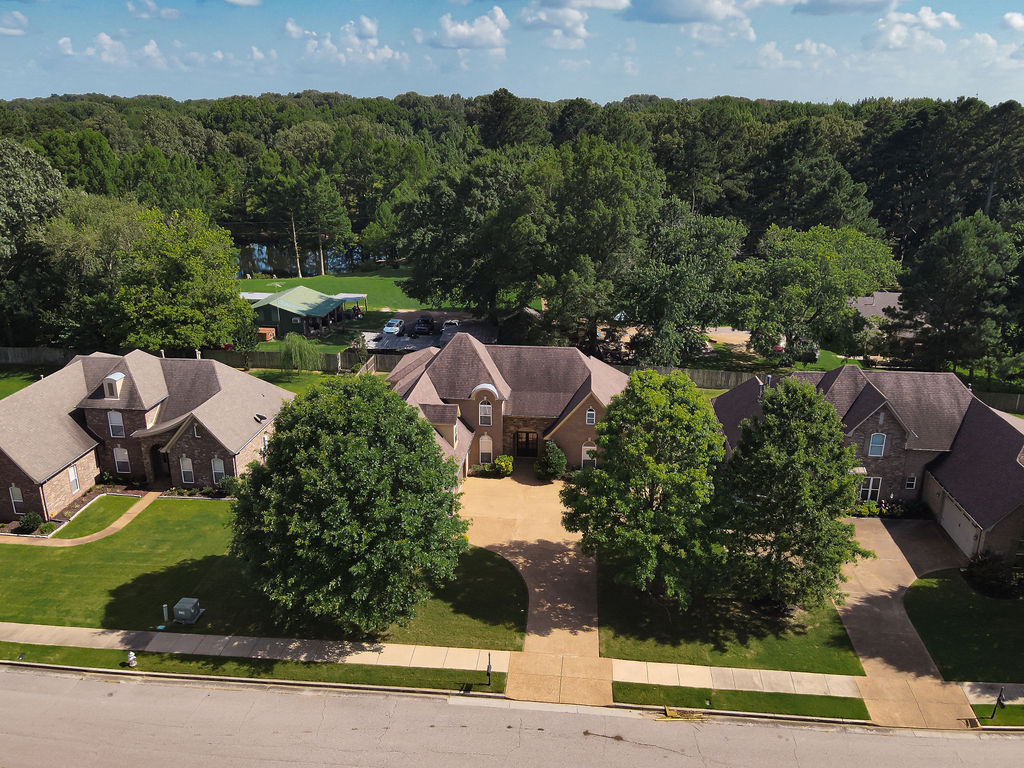 Collierville, Tennessee, 38017, United States, 4 Bedrooms Bedrooms, ,4 BathroomsBathrooms,Residential,For Sale,1944965