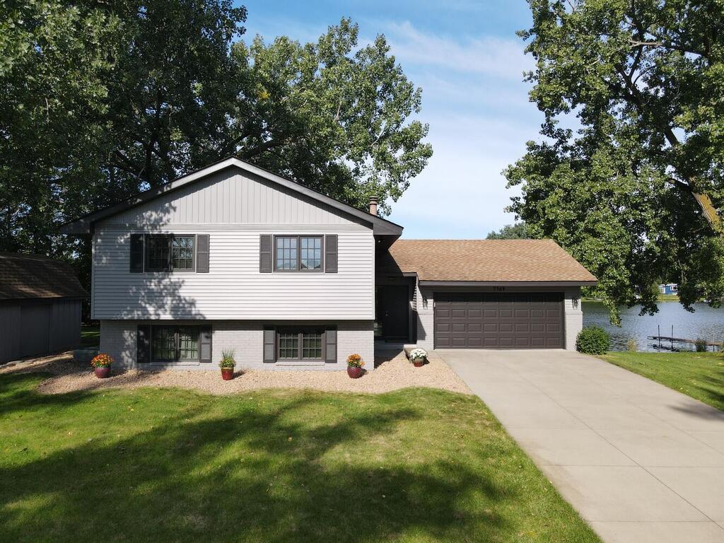 Maple Grove, Minnesota, 55369, United States, 5 Bedrooms Bedrooms, ,1 BathroomBathrooms,Residential,For Sale,1941602