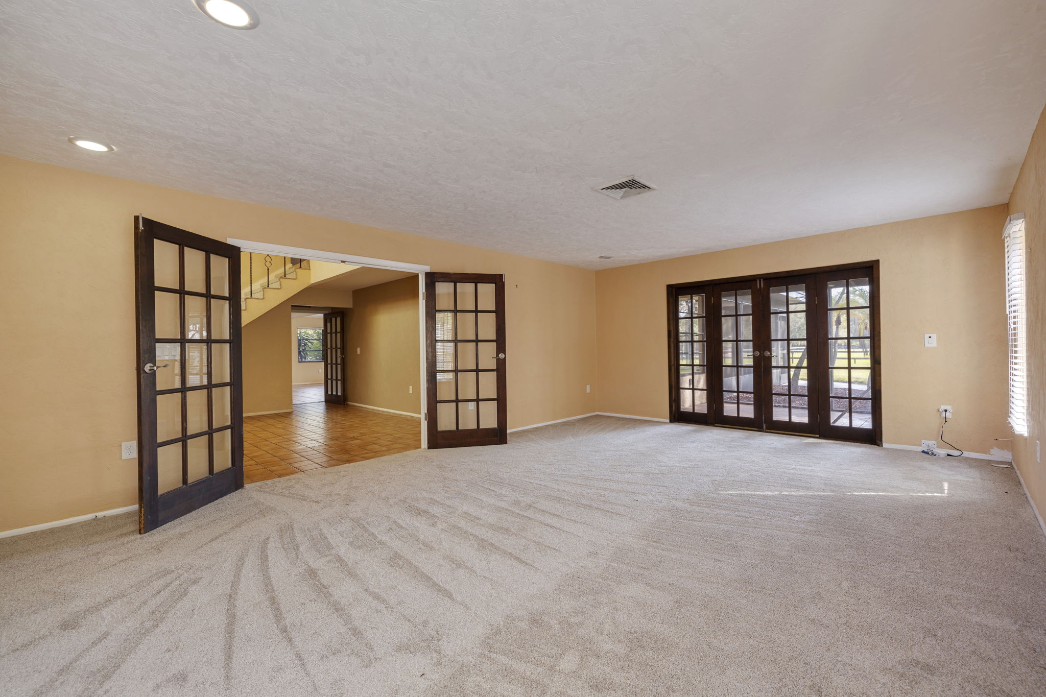 Palmetto, Florida, 34221, United States, 5 Bedrooms Bedrooms, ,4 BathroomsBathrooms,Residential,For Sale,1921911