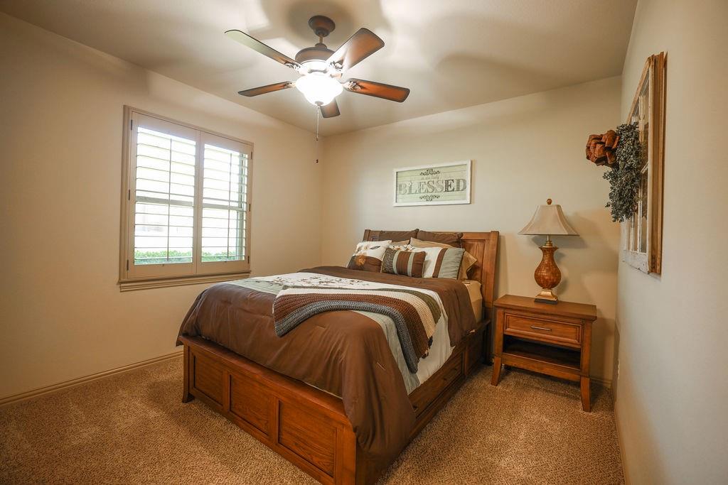 Wills Point, Texas, 75169, United States, 4 Bedrooms Bedrooms, ,4 BathroomsBathrooms,Residential,For Sale,1834995