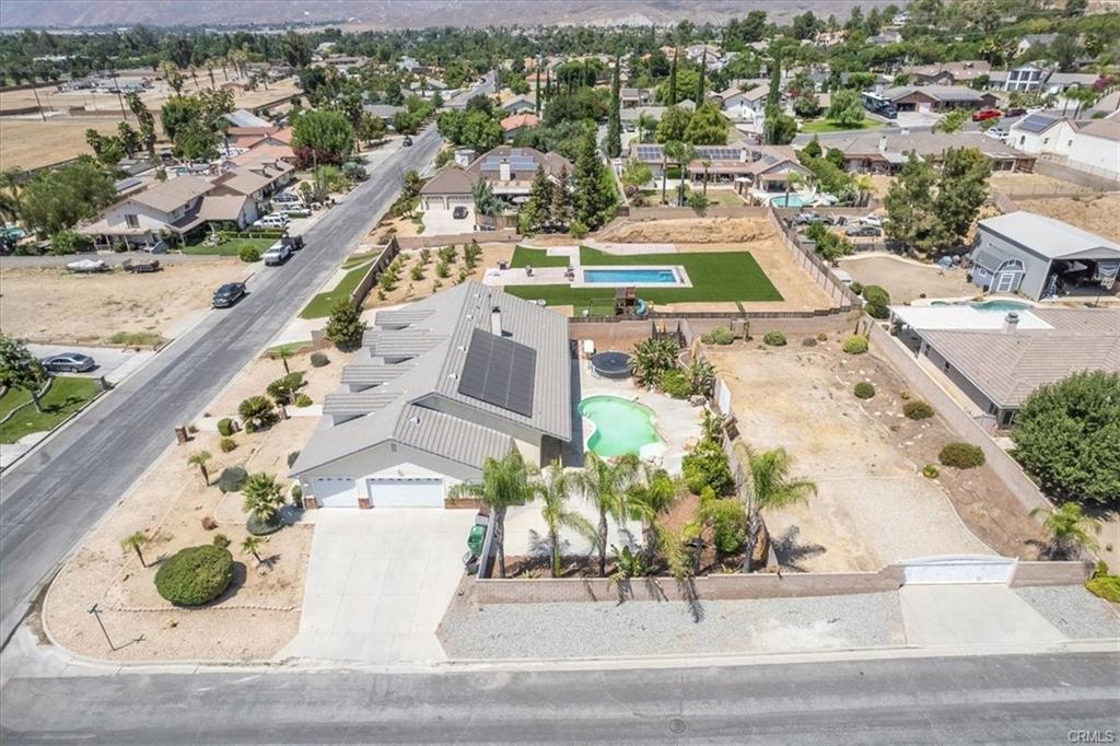 Hemet, California, 92544, United States, 4 Bedrooms Bedrooms, ,2 BathroomsBathrooms,Residential,For Sale,1899336