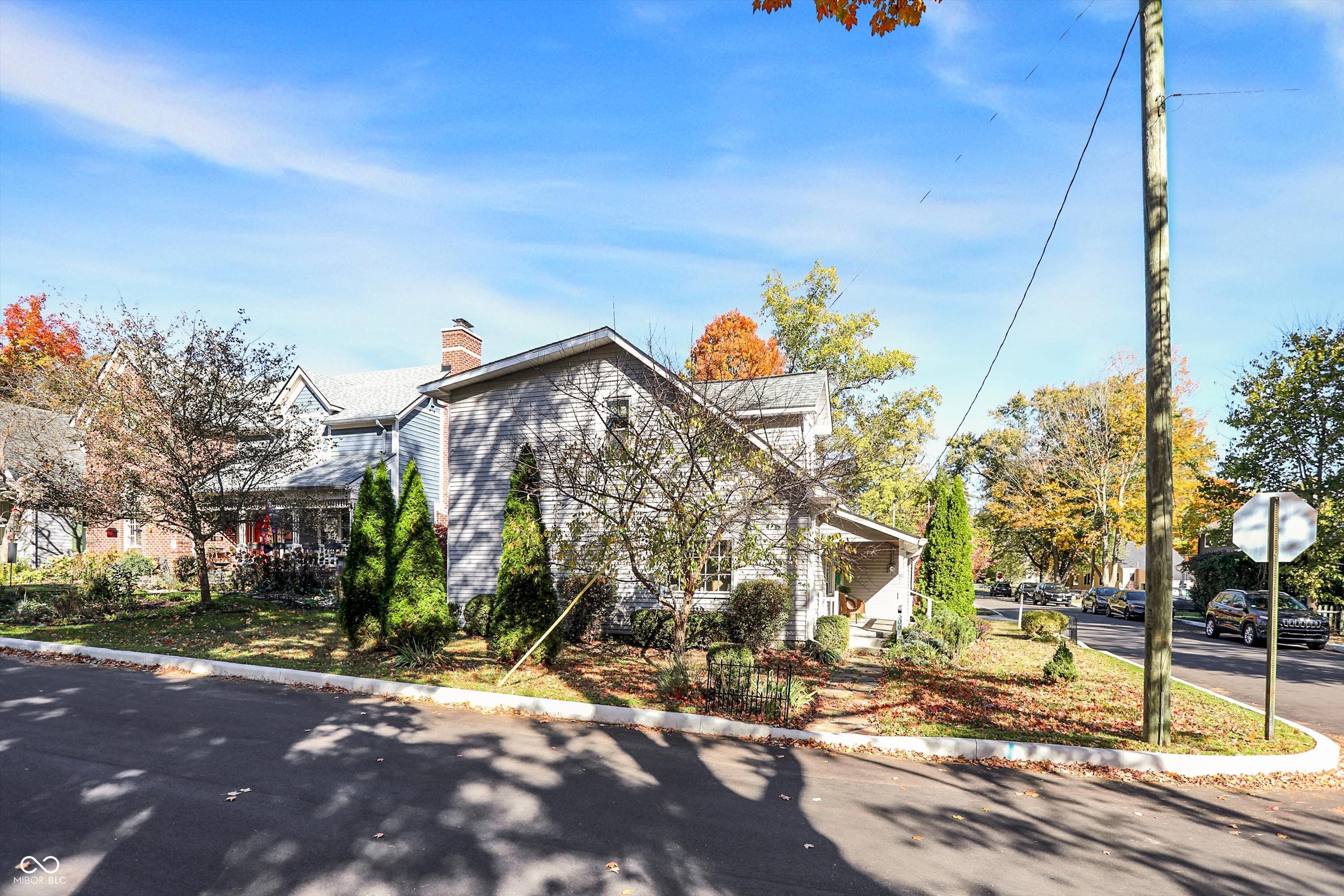 Zionsville, Indiana, 46077, United States, 3 Bedrooms Bedrooms, ,2 BathroomsBathrooms,Residential,For Sale,1981212