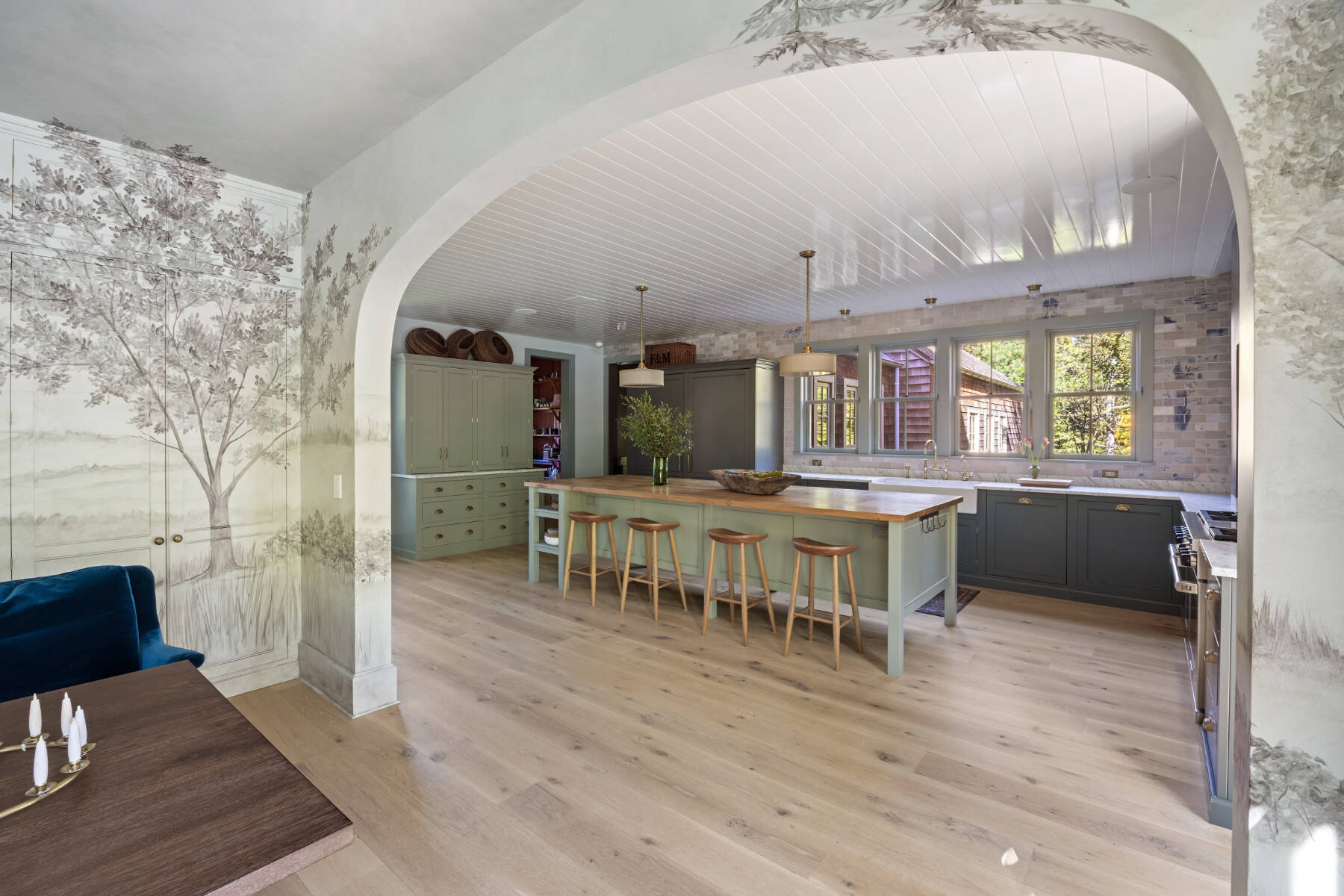  Dazzling East Hampton Compound Featured in Architectural Digest - 物件實景