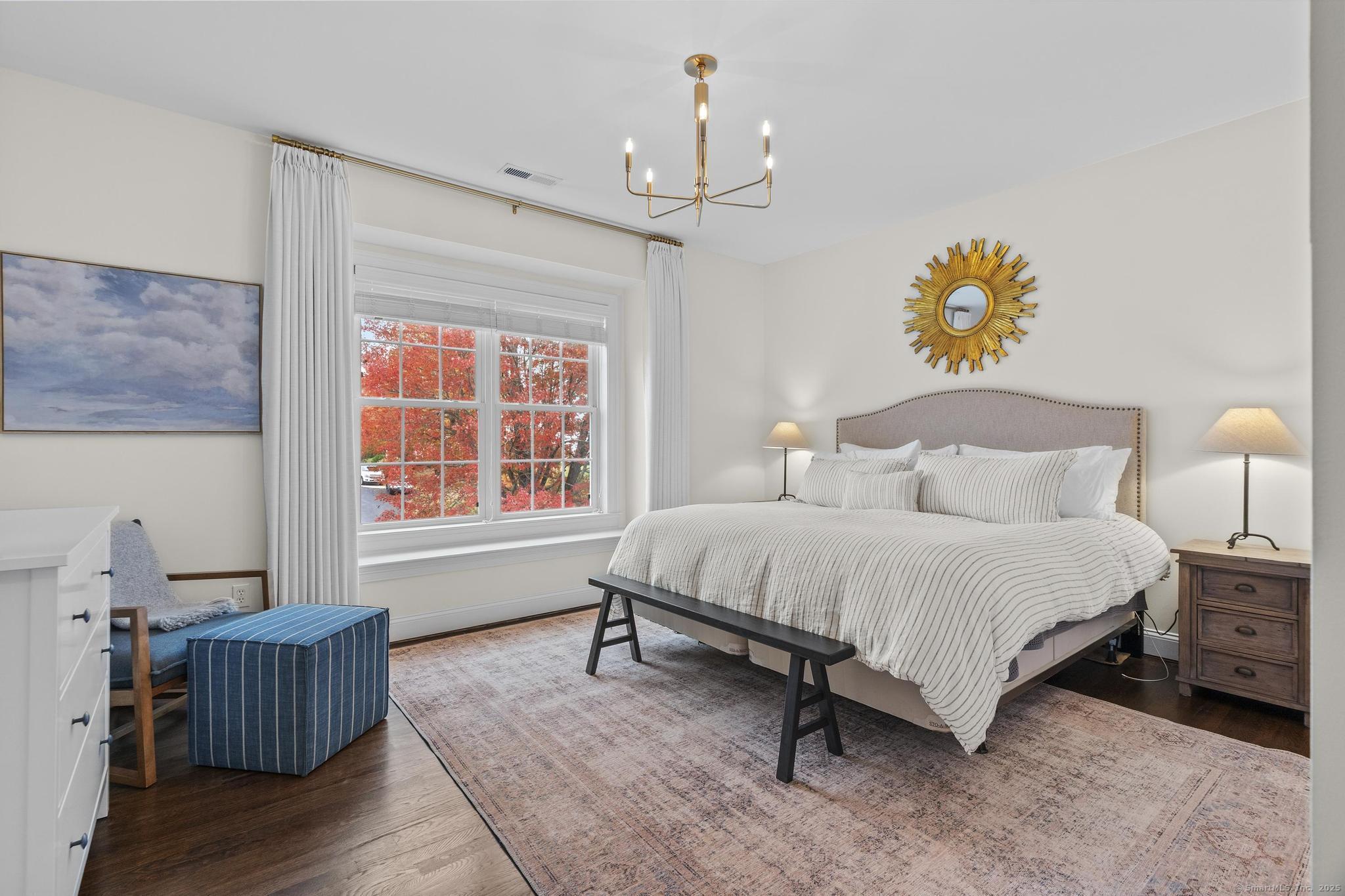 West Hartford, Connecticut, 06117, United States, 4 Bedrooms Bedrooms, ,5 BathroomsBathrooms,Residential,For Sale,1989224