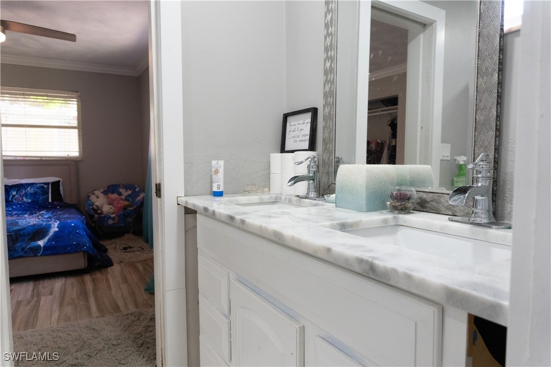 Fort Myers, Florida, 33916, United States, 4 Bedrooms Bedrooms, ,5 BathroomsBathrooms,Residential,For Sale,1975141