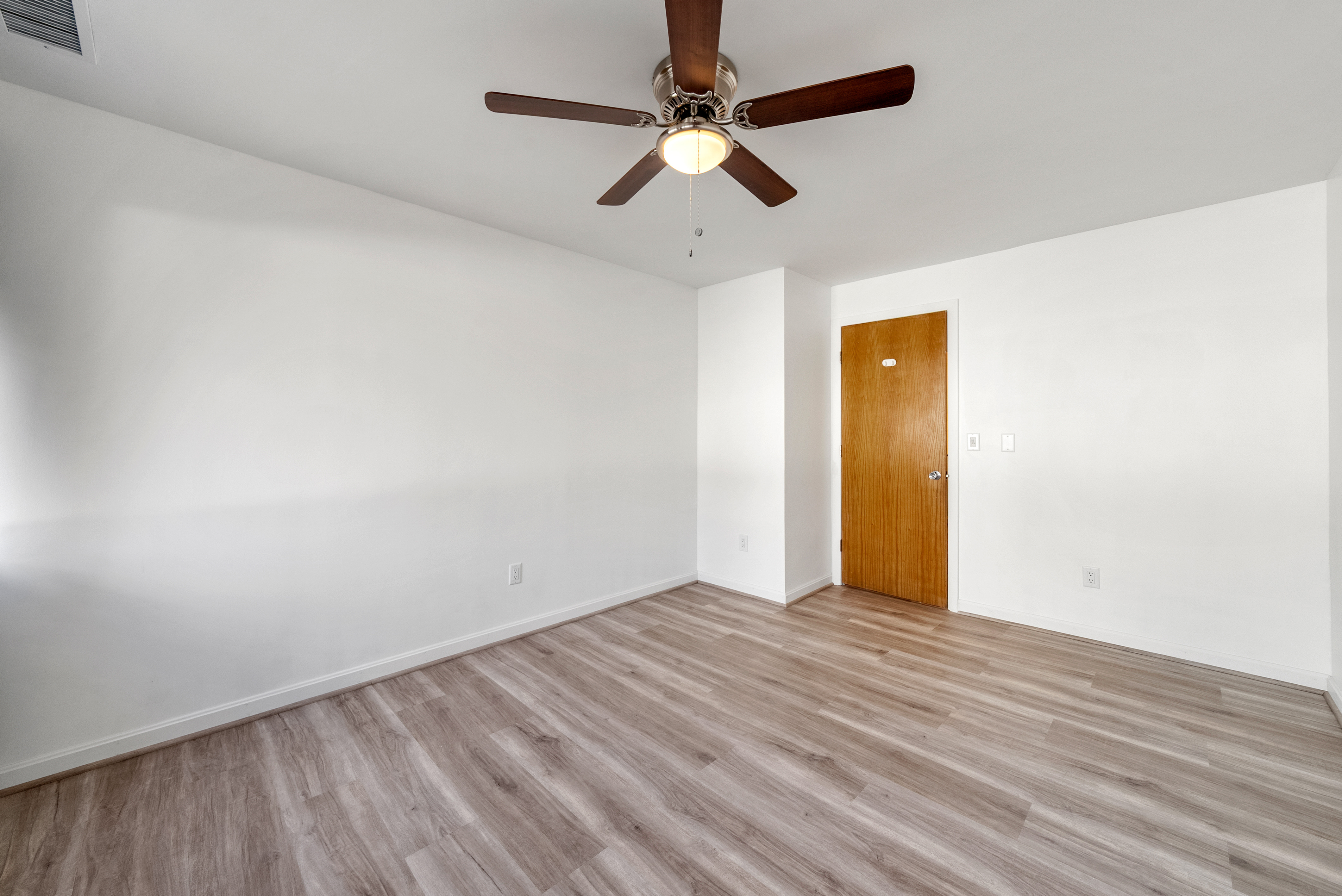  1 Carey Circle, Revere, MA, 02151 - 物件實景