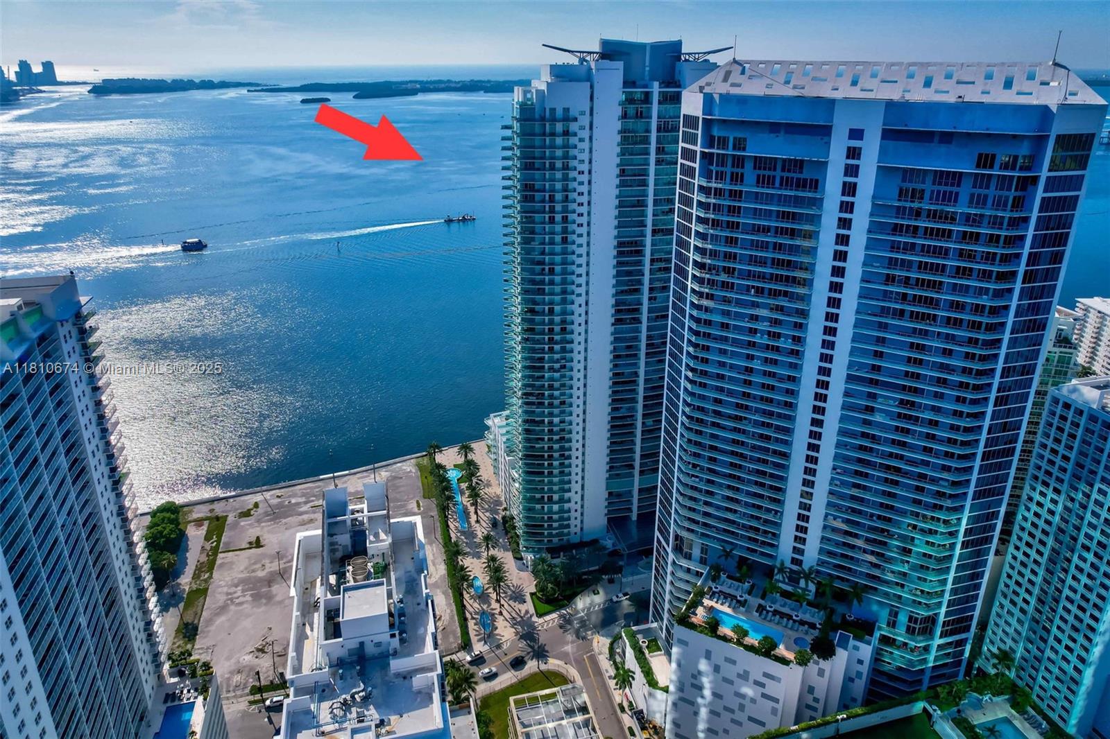 Miami, Florida, 33131, United States, 1 Bedroom Bedrooms, ,1 BathroomBathrooms,Residential,For Sale,1837622