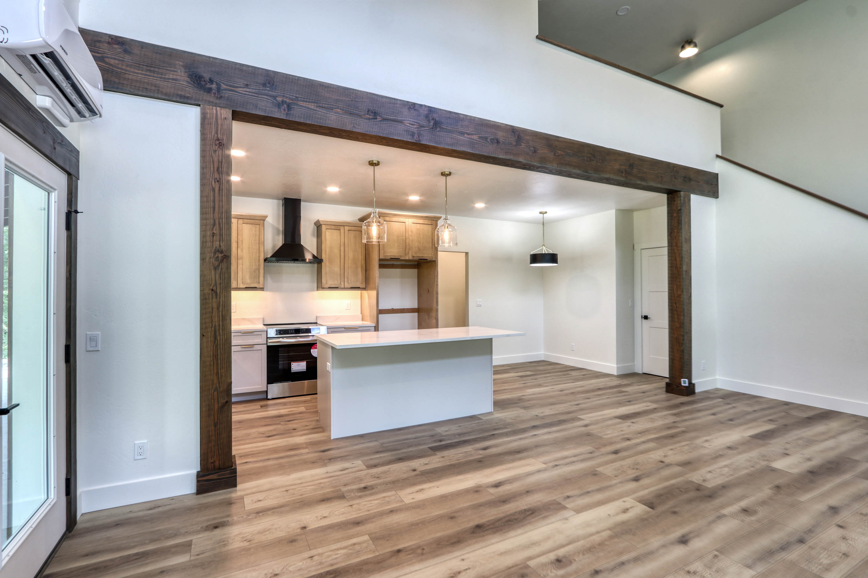 Sandpoint, Idaho, 83864, United States, 3 Bedrooms Bedrooms, ,3 BathroomsBathrooms,Residential,For Sale,1905788