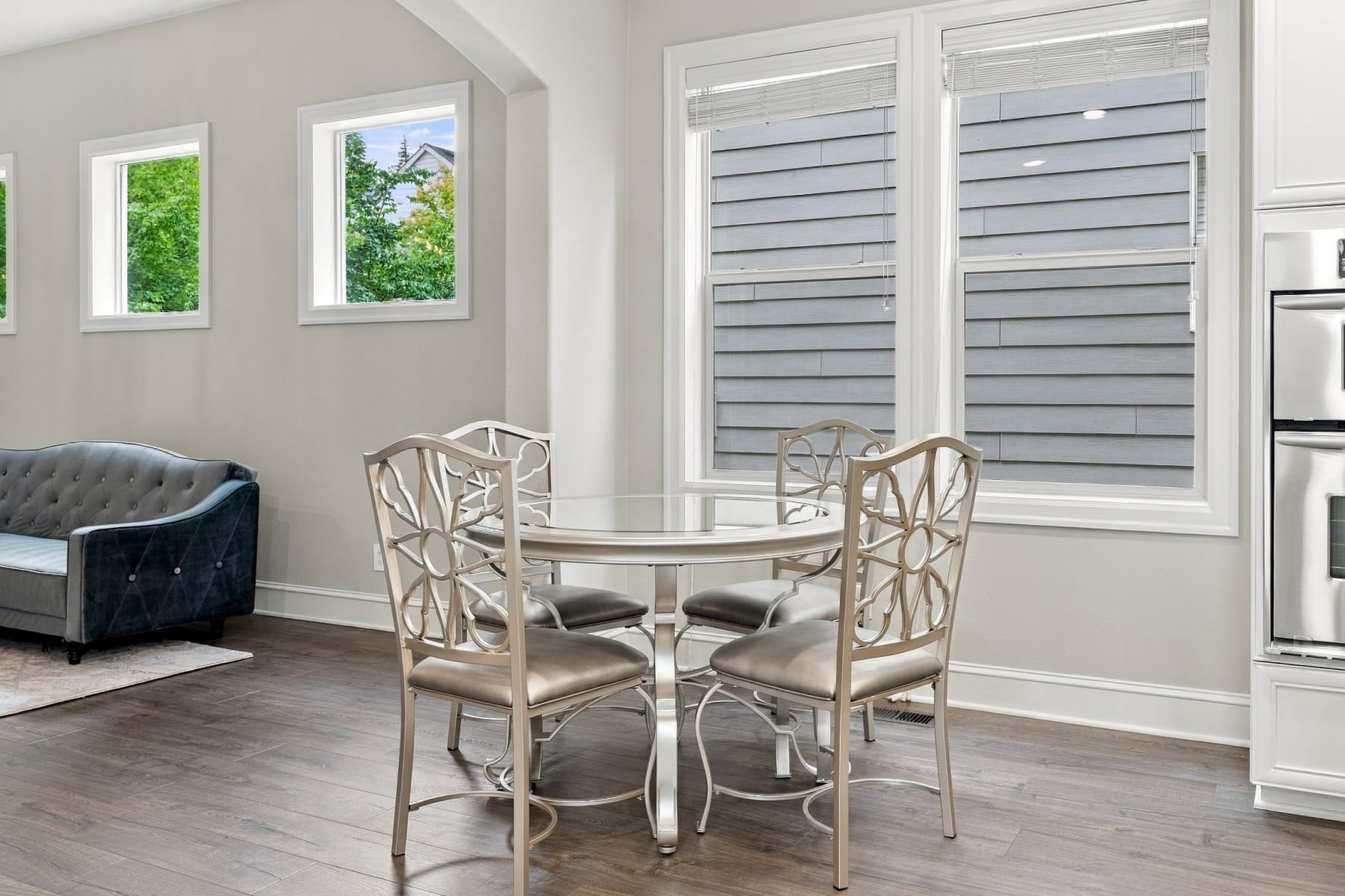  10340 SW HELENIUS ST Tualatin, OR 97062 - 物件實景