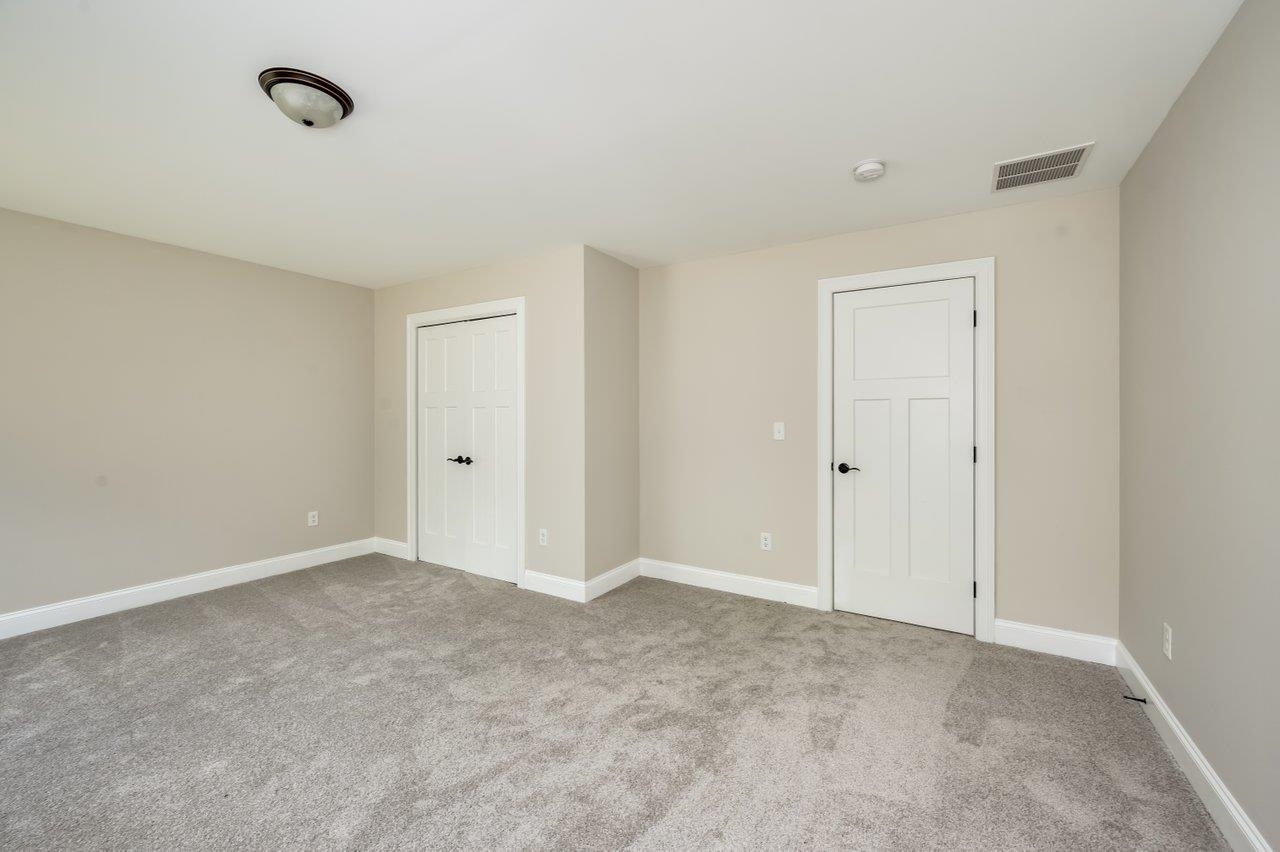 Weare, New Hampshire, 03281, United States, 4 Bedrooms Bedrooms, ,4 BathroomsBathrooms,Residential,For Sale,1908360