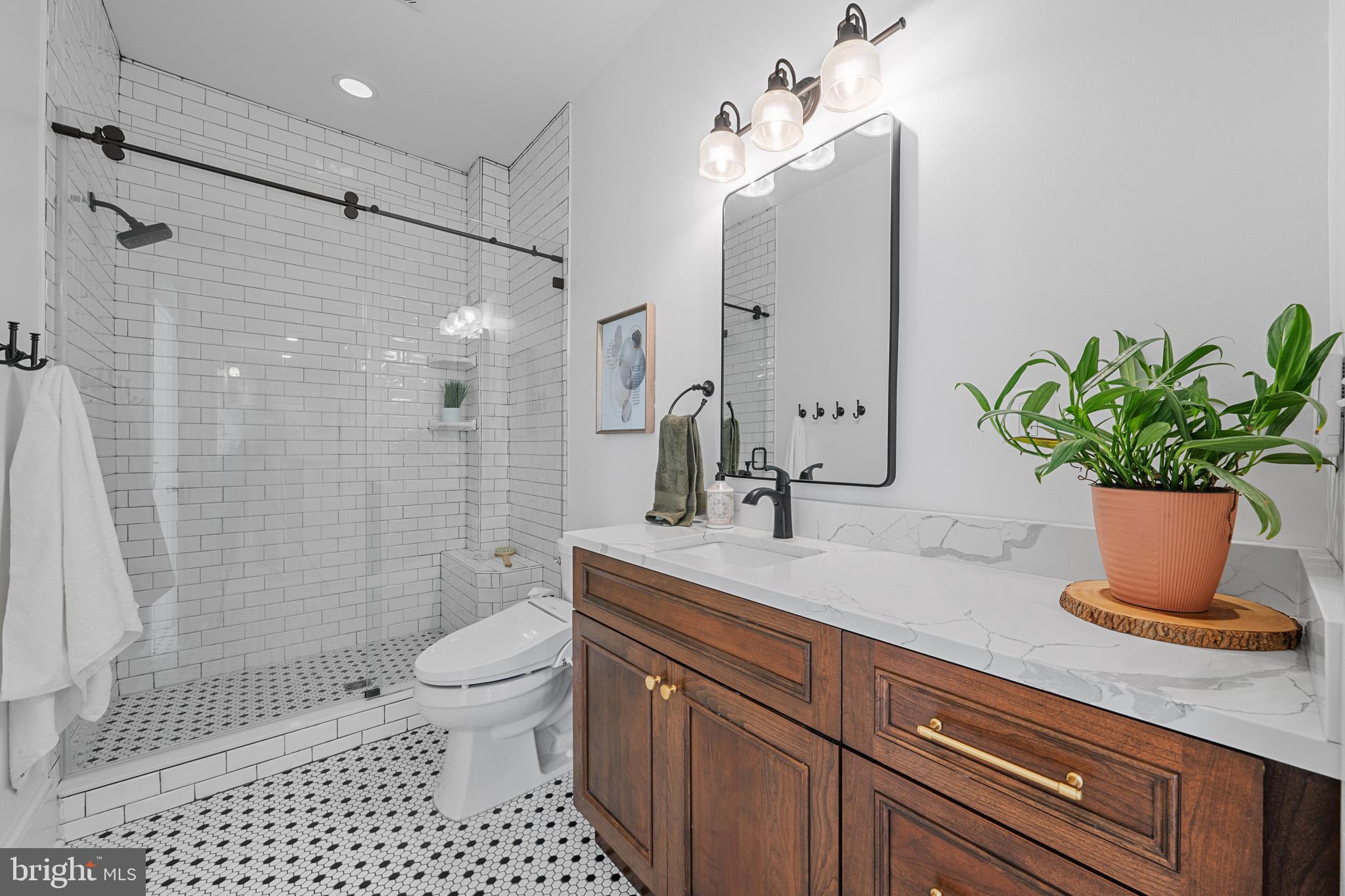 La Plata, Maryland, 20646, United States, 5 Bedrooms Bedrooms, ,4 BathroomsBathrooms,Residential,For Sale,1990245