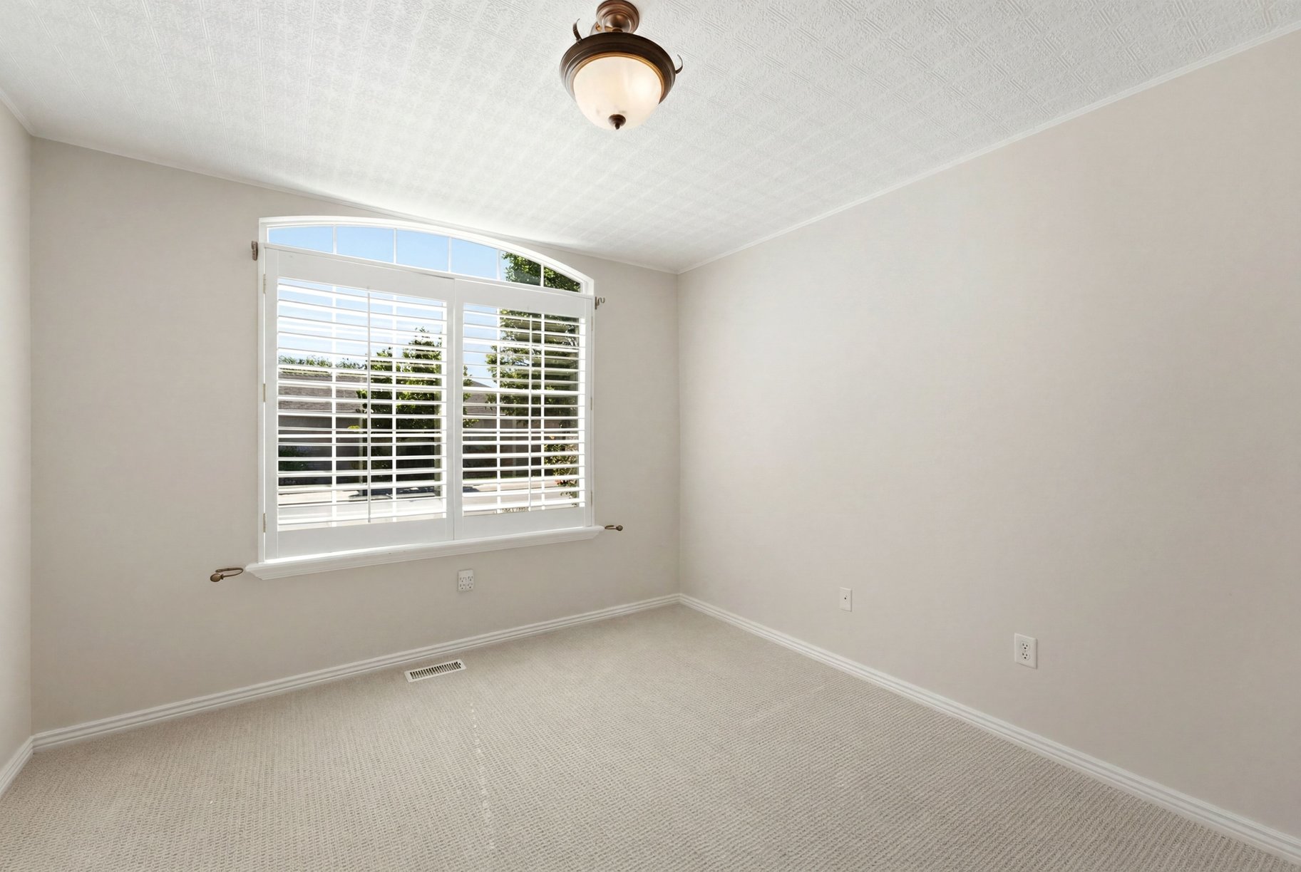  Rarely Available 55+ Home in The Vistas at Riverbend - 物件實景