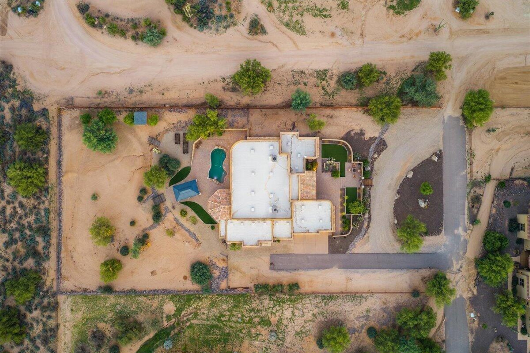  16348 E Calle de los Flores Dr  Scottsdale, AZ - 物件實景