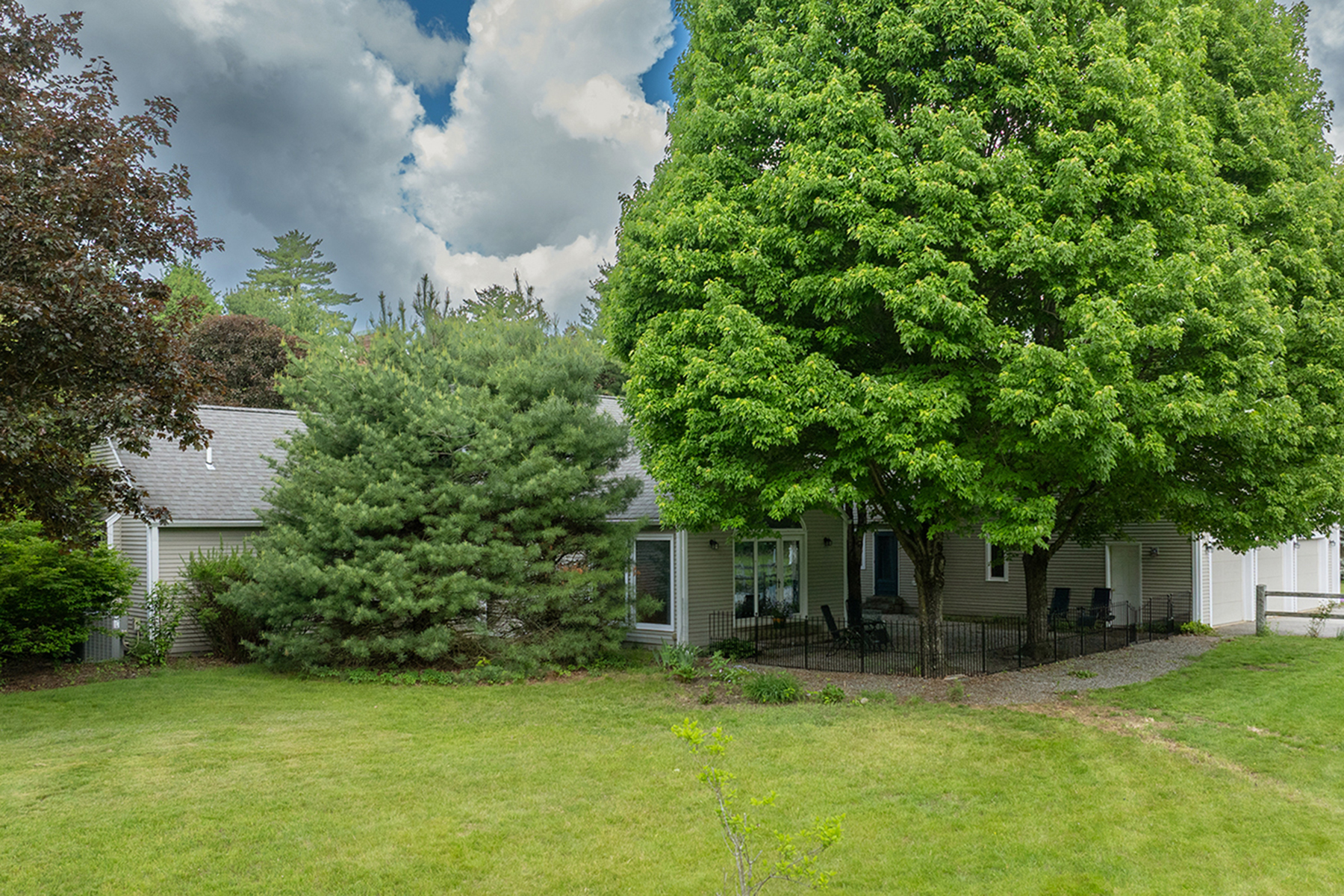  860 Briar Hill Road - 物件實景