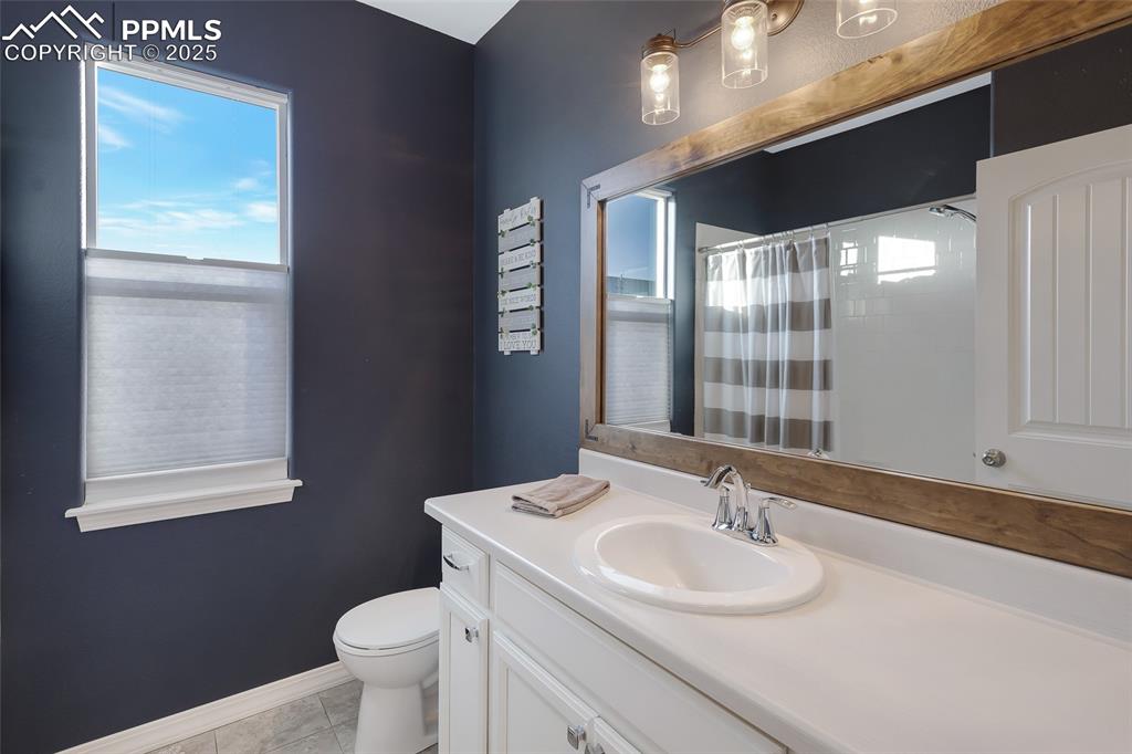 Monument, Colorado, 80132, United States, 5 Bedrooms Bedrooms, ,3 BathroomsBathrooms,Residential,For Sale,1875210