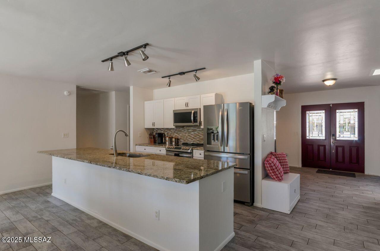 Tucson, Arizona, 85715, United States, 4 Bedrooms Bedrooms, ,2 BathroomsBathrooms,Residential,For Sale,1955495