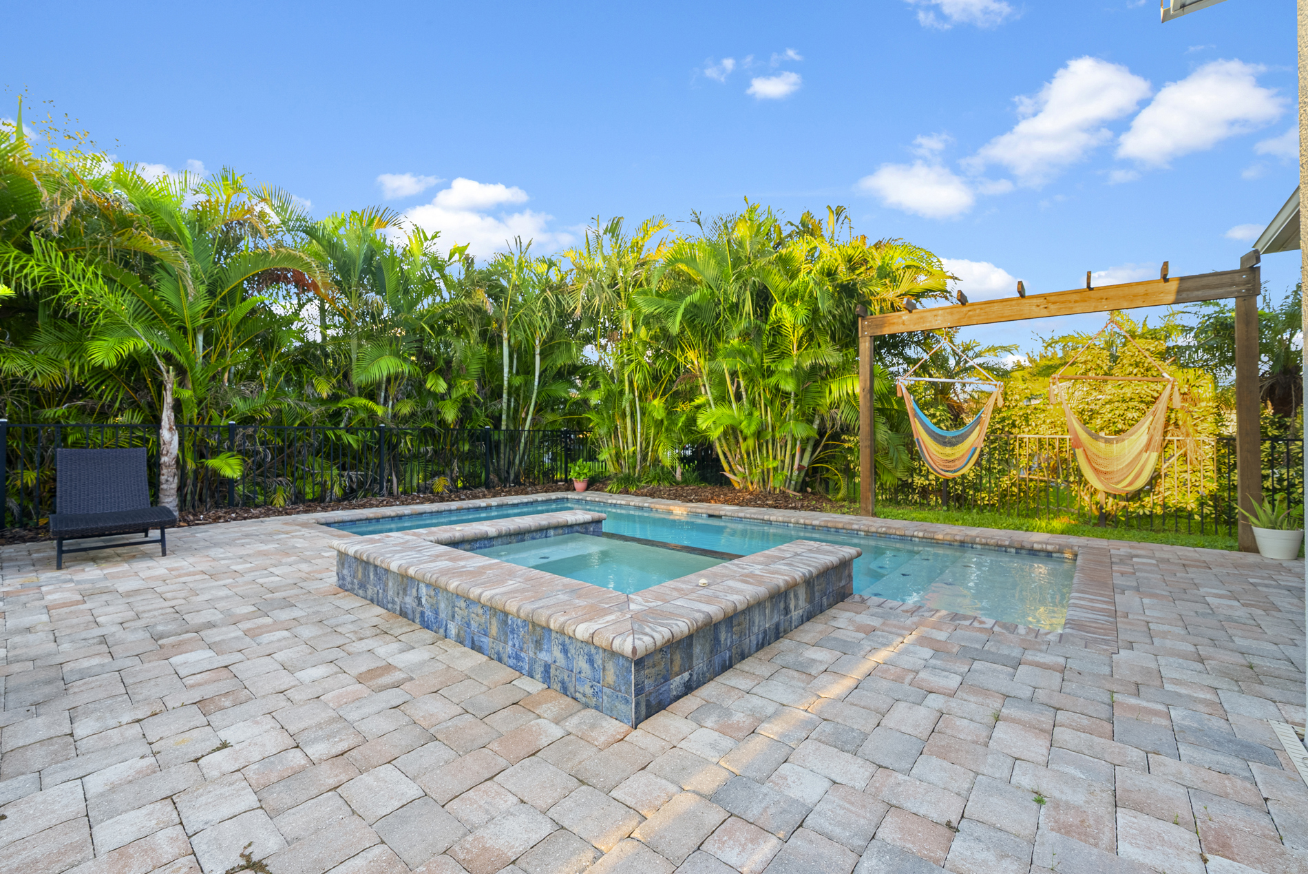 Apollo Beach, Florida, 33572, United States, 4 Bedrooms Bedrooms, ,4 BathroomsBathrooms,Residential,For Sale,1983911