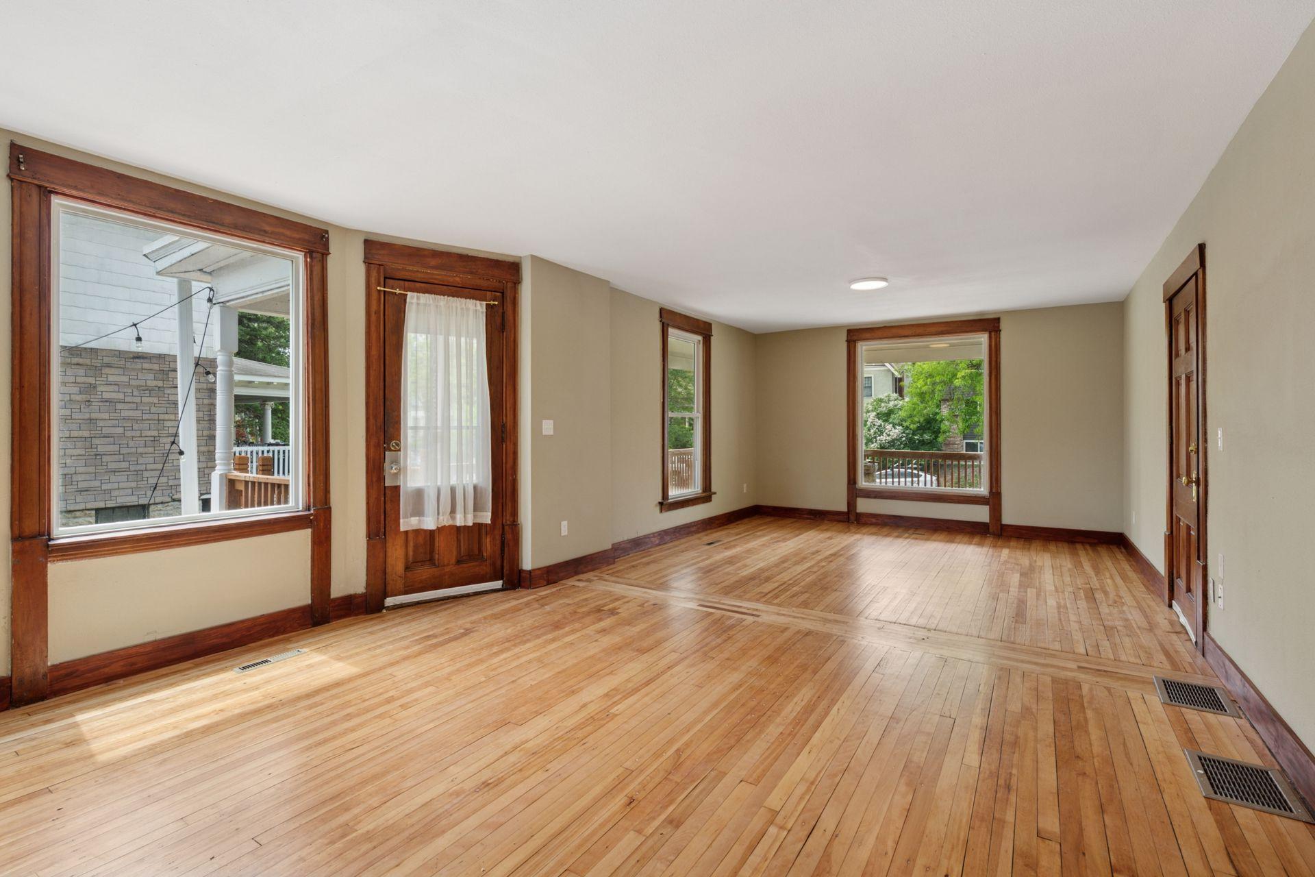 Minneapolis, Minnesota, 55408, United States, ,Residential,For Sale,1821606