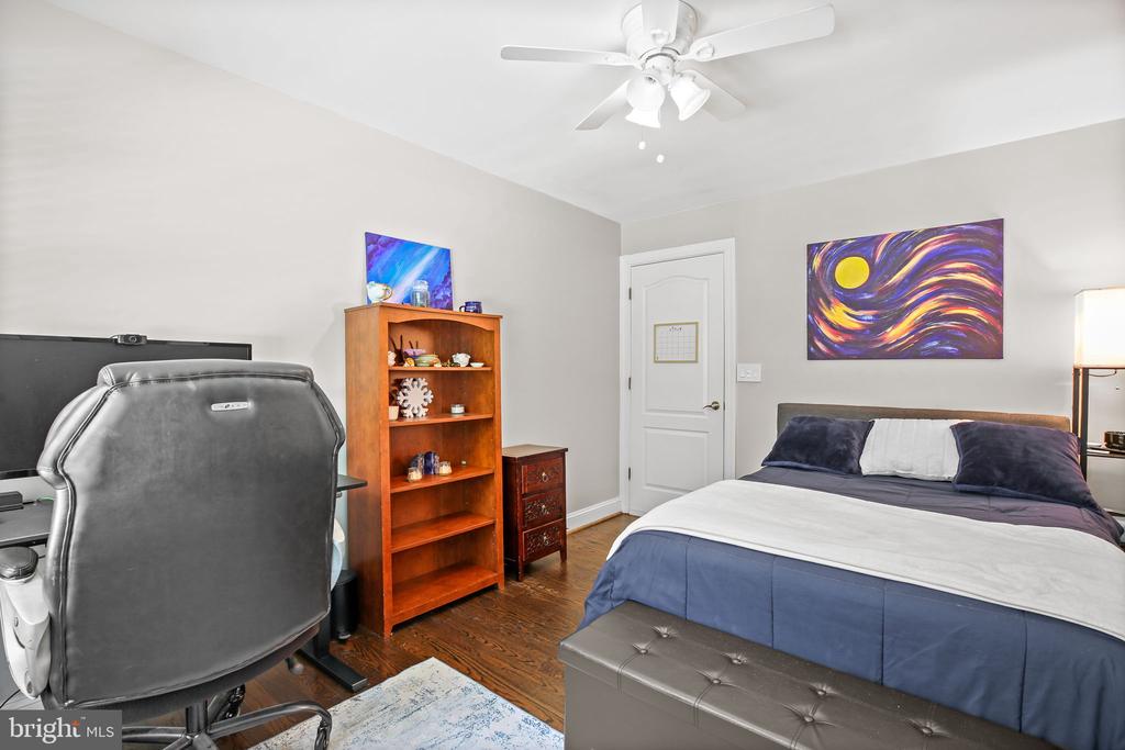 Fredericksburg, Virginia, 22407, United States, 5 Bedrooms Bedrooms, ,5 BathroomsBathrooms,Residential,For Sale,1927805