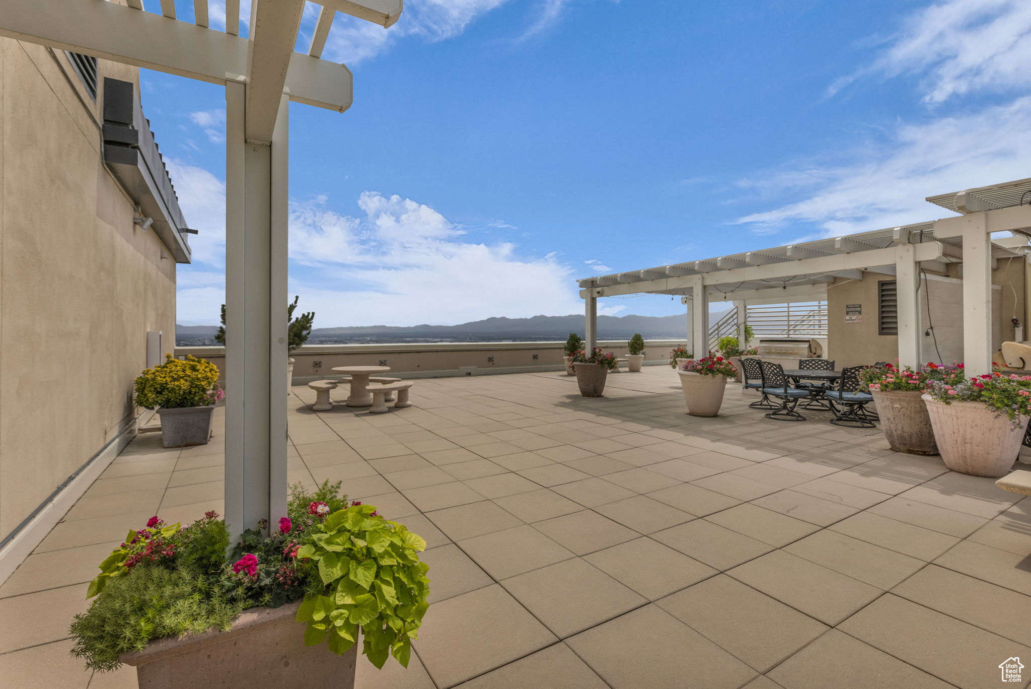 Salt Lake City, Utah, 84101, United States, 2 Bedrooms Bedrooms, ,1 BathroomBathrooms,Residential,For Sale,1898855