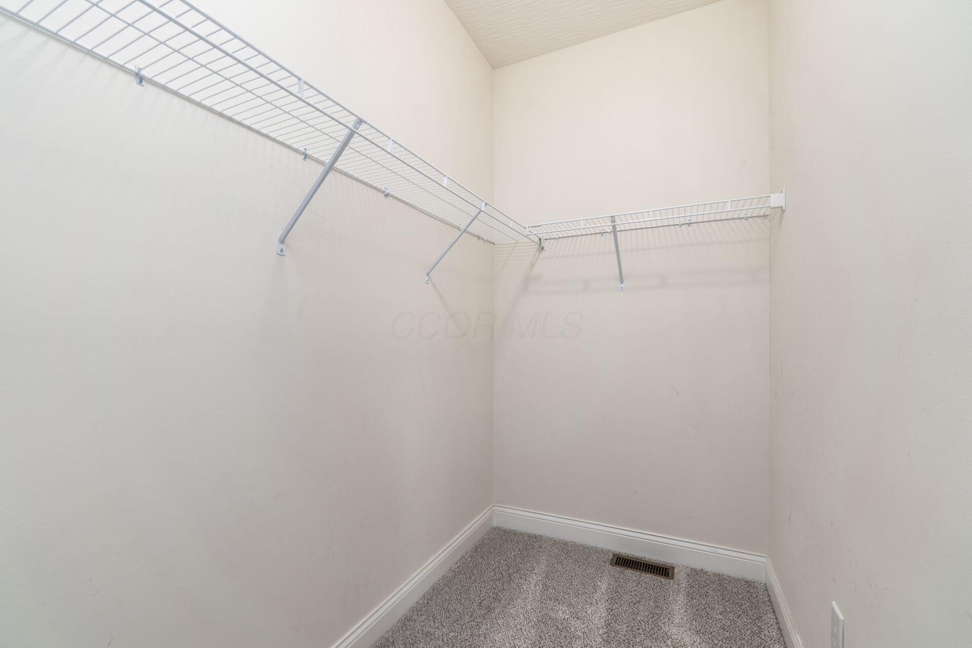 Delaware, Ohio, 43015, United States, 5 Bedrooms Bedrooms, ,5 BathroomsBathrooms,Residential,For Sale,1989567