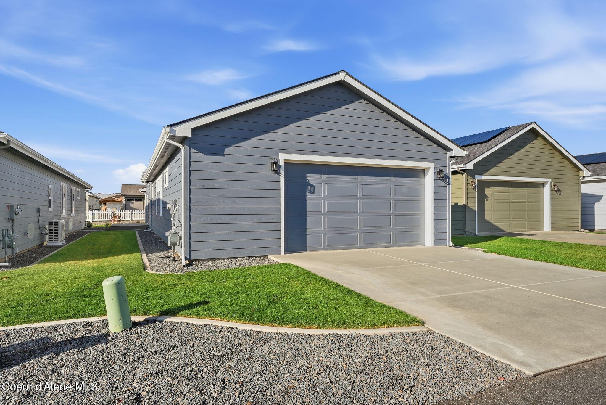 Coeur D'alene, Idaho, 83815, United States, 2 Bedrooms Bedrooms, ,Residential,For Sale,1991054