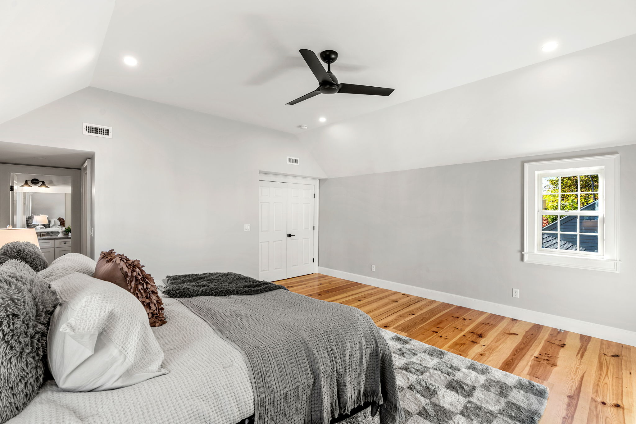  201 Elm, Amesbury, MA, 01913 - 物件實景