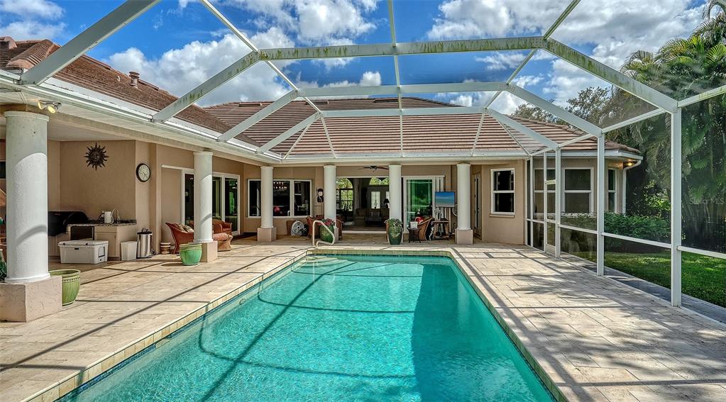 Sarasota, Florida, 34240, United States, 4 Bedrooms Bedrooms, ,3 BathroomsBathrooms,Residential,For Sale,1999771