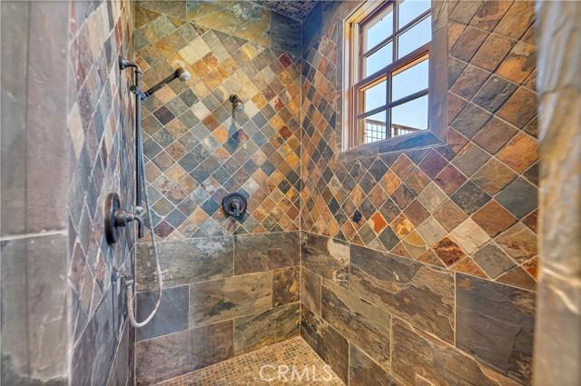 Murrieta, California, 92562, United States, 5 Bedrooms Bedrooms, ,6 BathroomsBathrooms,Residential,For Sale,1908837