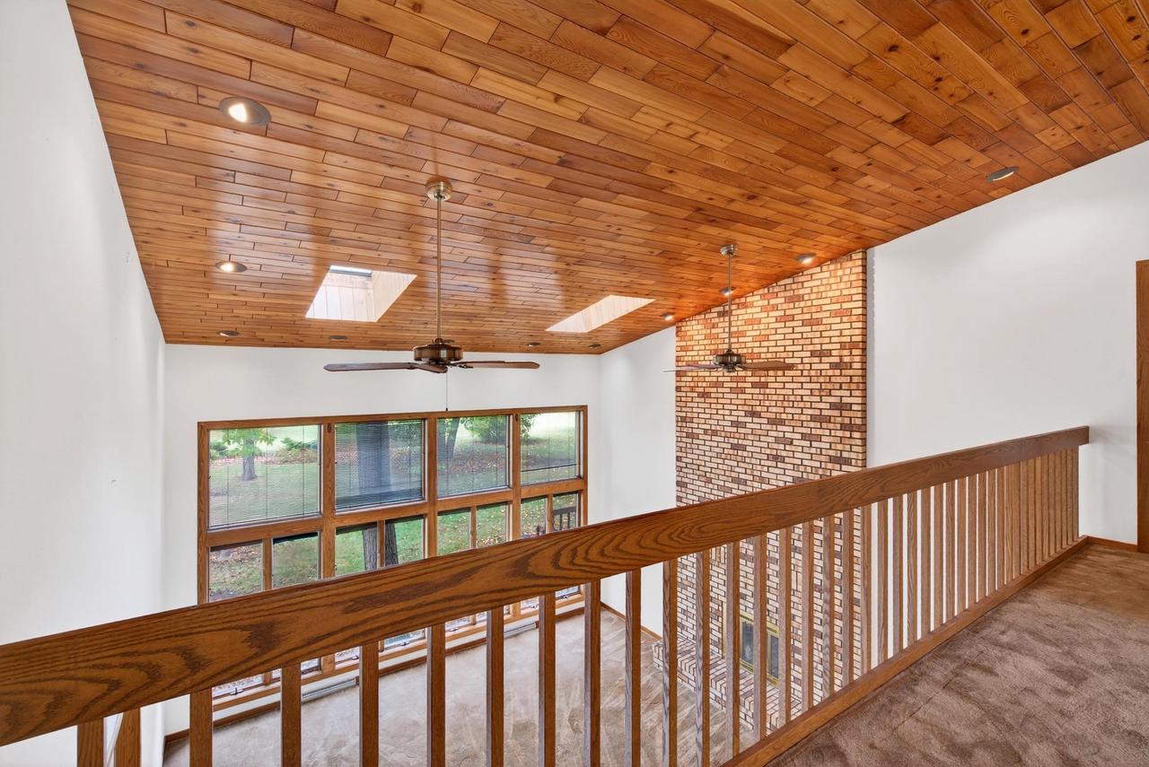 Oshkosh, Wisconsin, 54904, United States, 4 Bedrooms Bedrooms, ,3 BathroomsBathrooms,Residential,For Sale,1978045