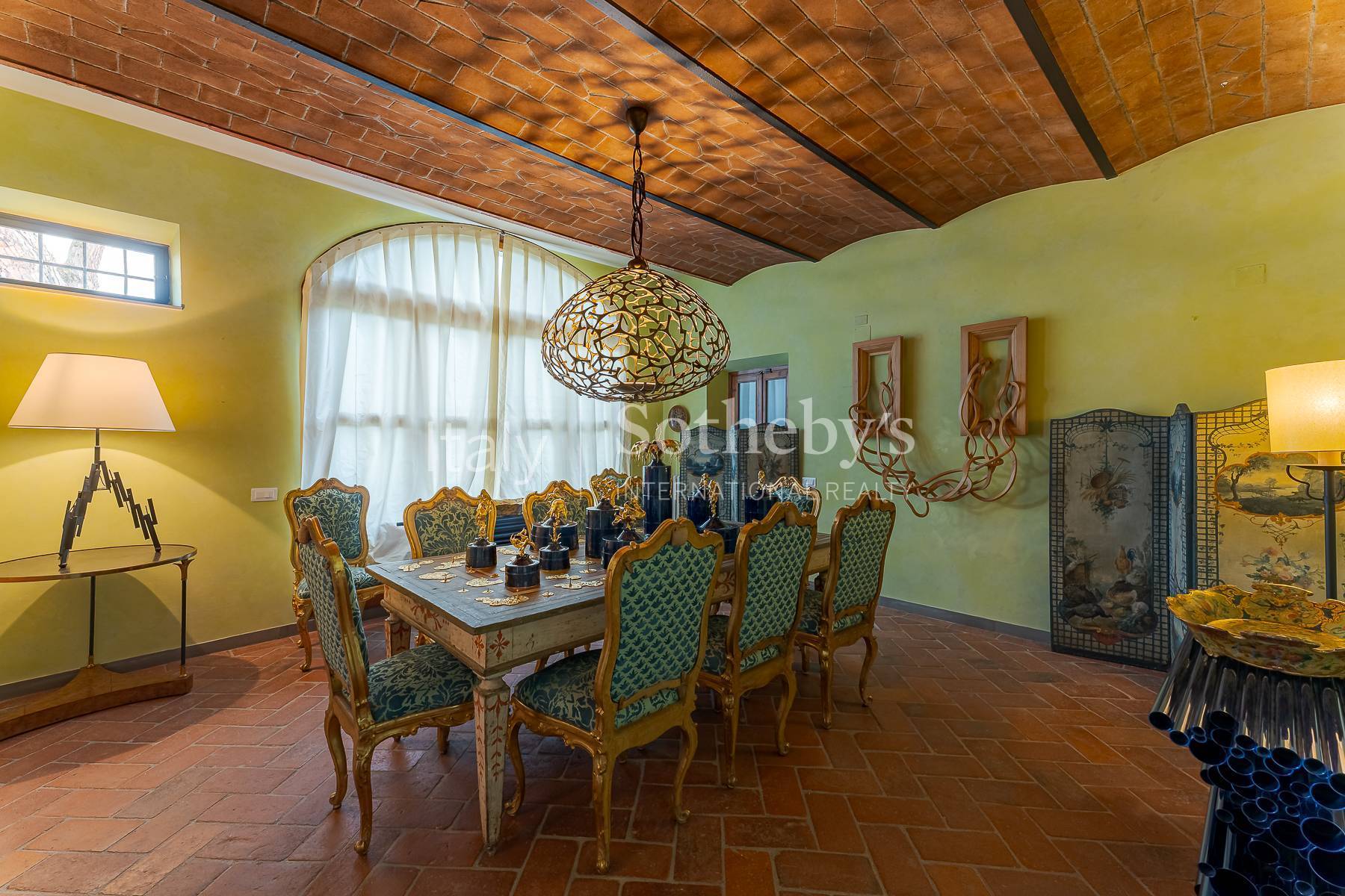  Masterfully renovated estate with 18 ha of land - 物件實景