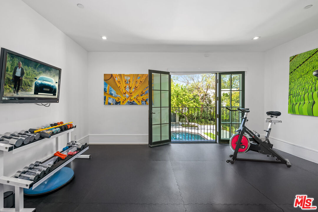 Los Angeles, California, 90077, United States, 5 Bedrooms Bedrooms, ,7 BathroomsBathrooms,Residential,For Sale,1768460