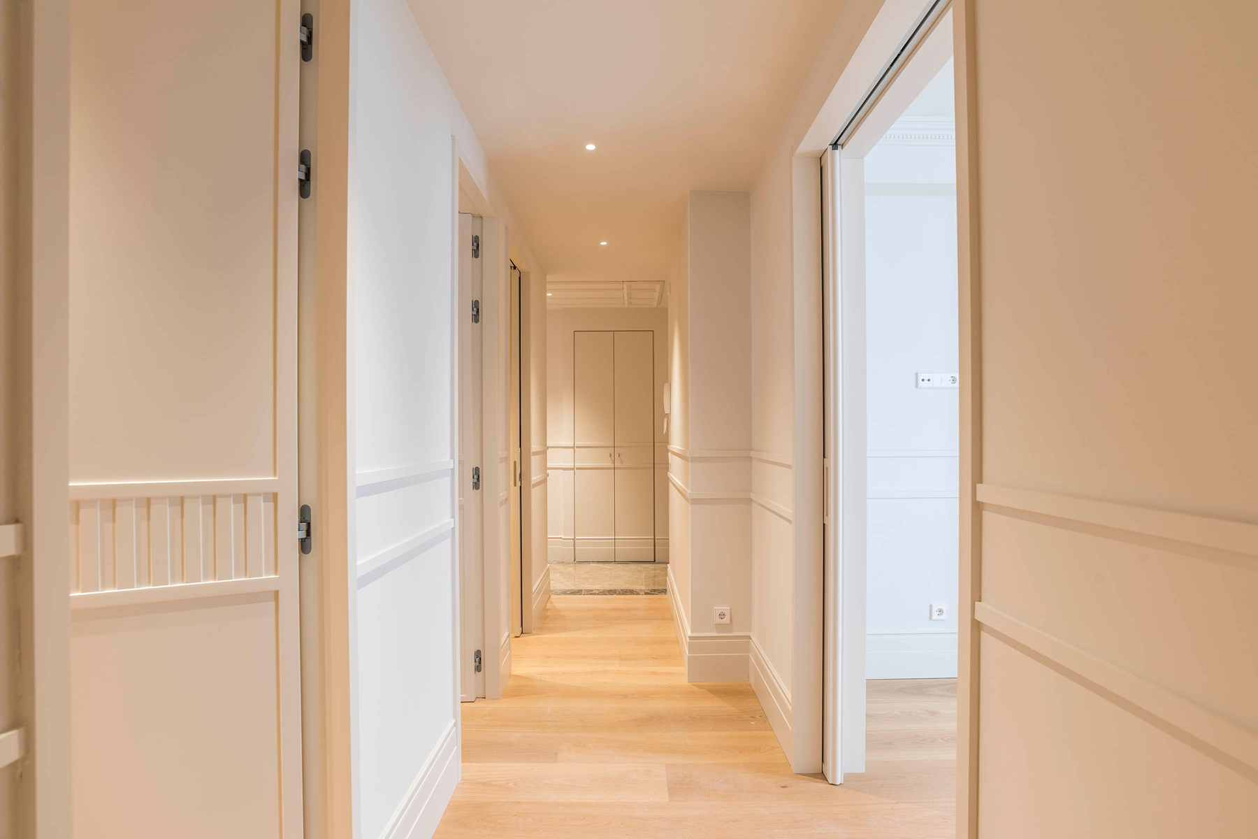  225m2 apartment in a fully restored classic building with spa and gym - 物件實景