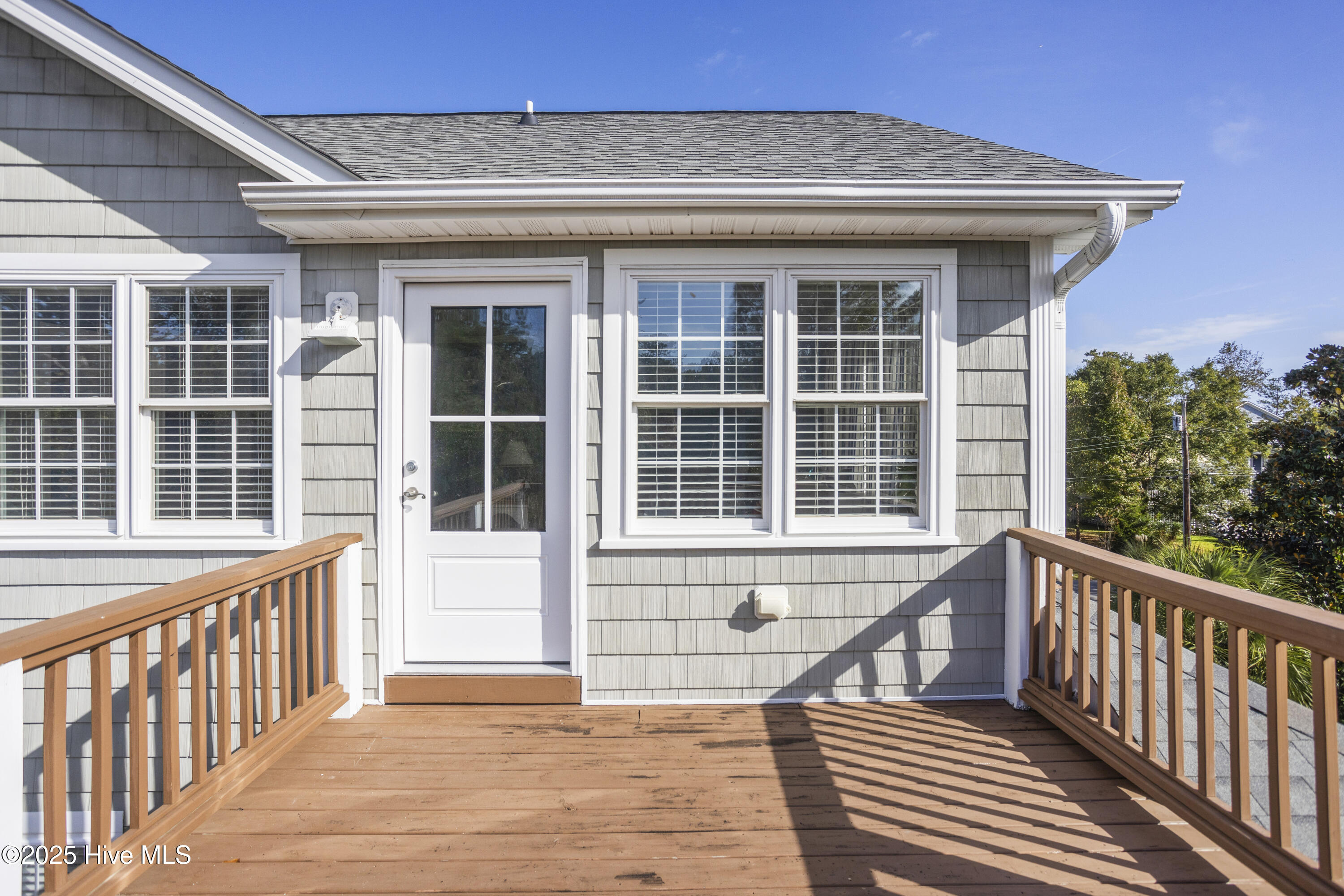 Wilmington, North Carolina, 28409, United States, 5 Bedrooms Bedrooms, ,4 BathroomsBathrooms,Residential,For Sale,1730628