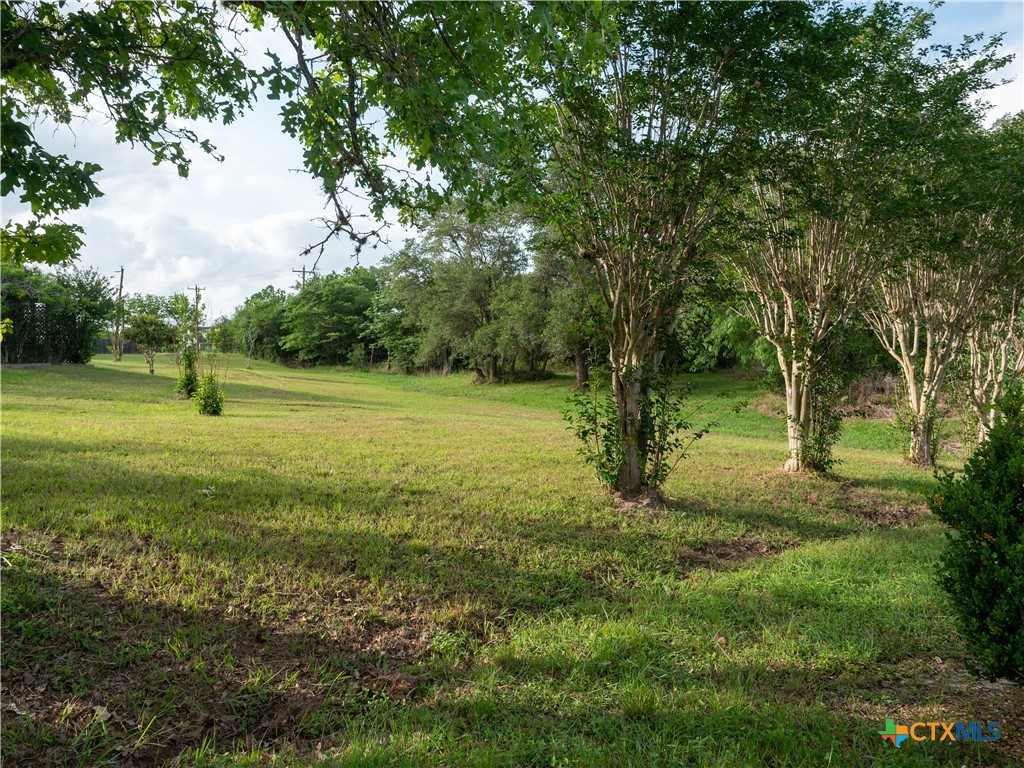 Victoria, Texas, 77905, United States, 5 Bedrooms Bedrooms, ,4 BathroomsBathrooms,Residential,For Sale,1882590