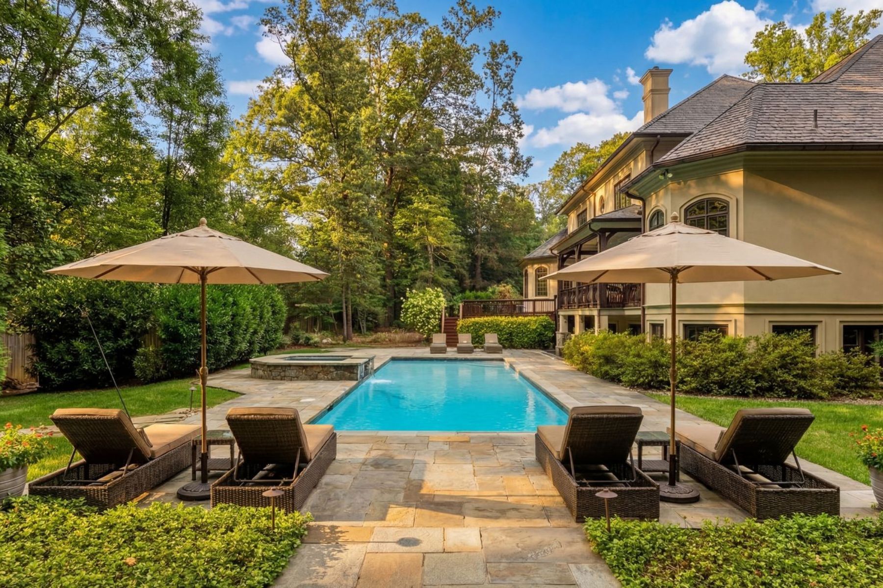  9250 Persimmon Tree Road, Potomac, MD, 20854 - 物件實景