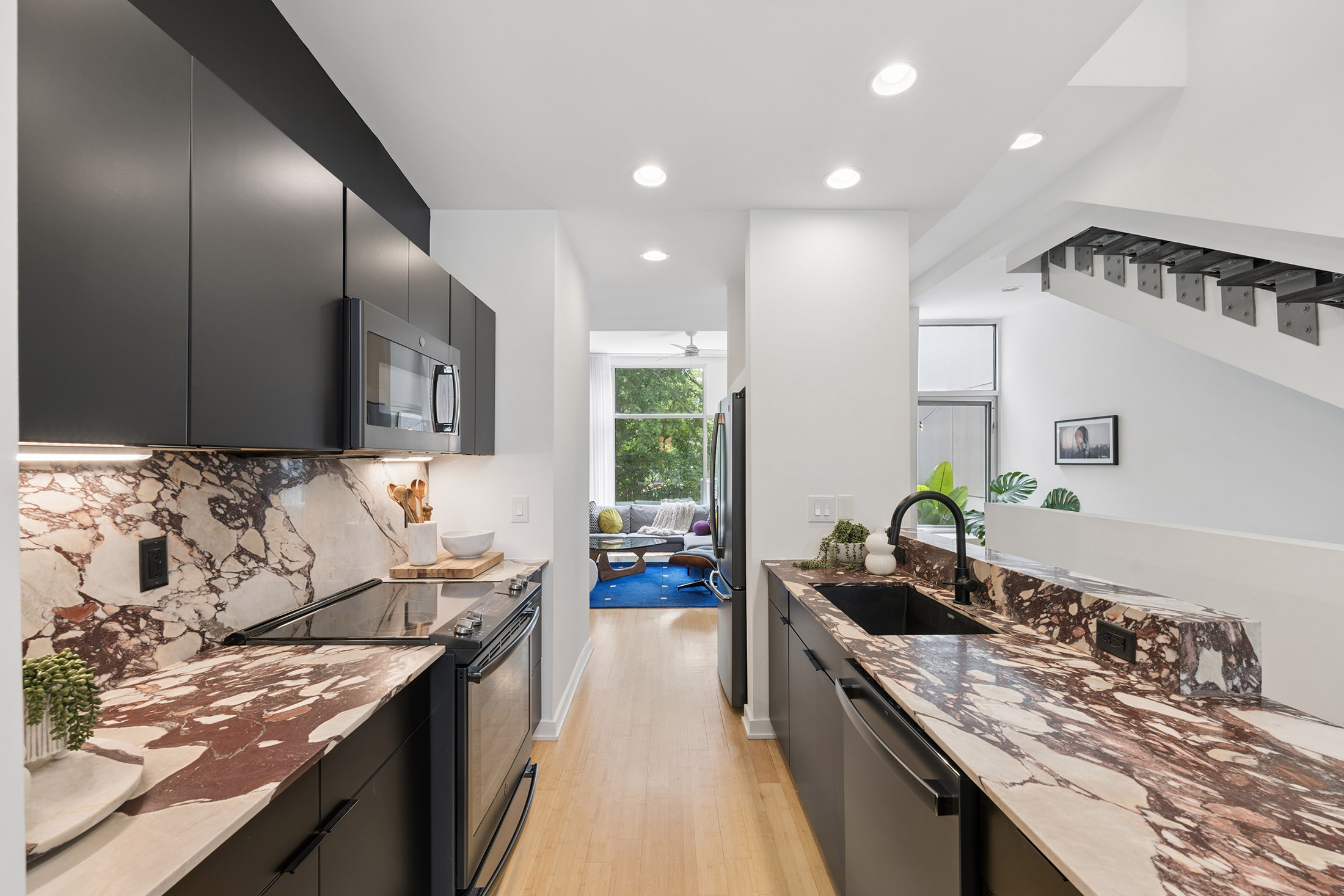  Designer-finished, Three-story Townhome in the Heart of East Atlanta Village - 物件實景