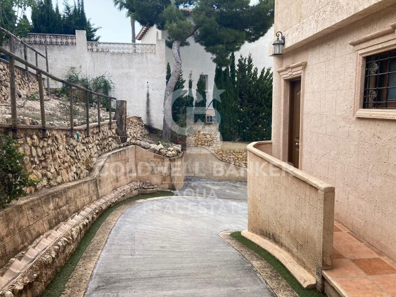 Alicante, Altea, Altea Pueblo Alicante, Altea, Alt, Altea, Comunidad Valenciana, ES, 4 Bedrooms Bedrooms, ,4 BathroomsBathrooms,Residential,For Sale,Alicante, Altea, Altea Pueblo Alicante, Altea, Alt,1675140
