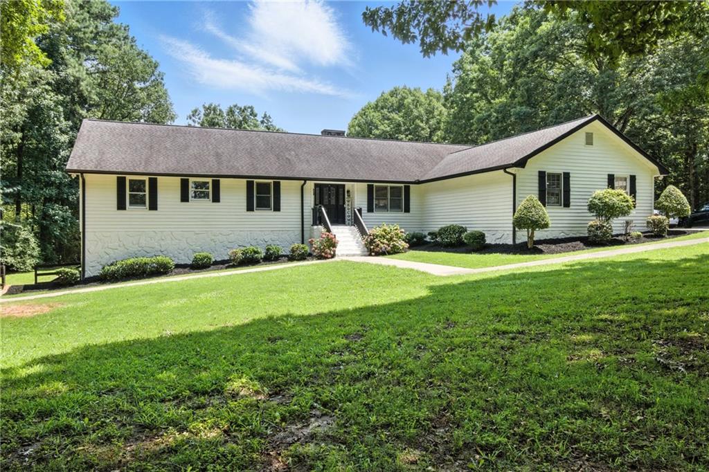 Lawrenceville, Georgia, 30045, United States, 4 Bedrooms Bedrooms, ,3 BathroomsBathrooms,Residential,For Sale,1941302